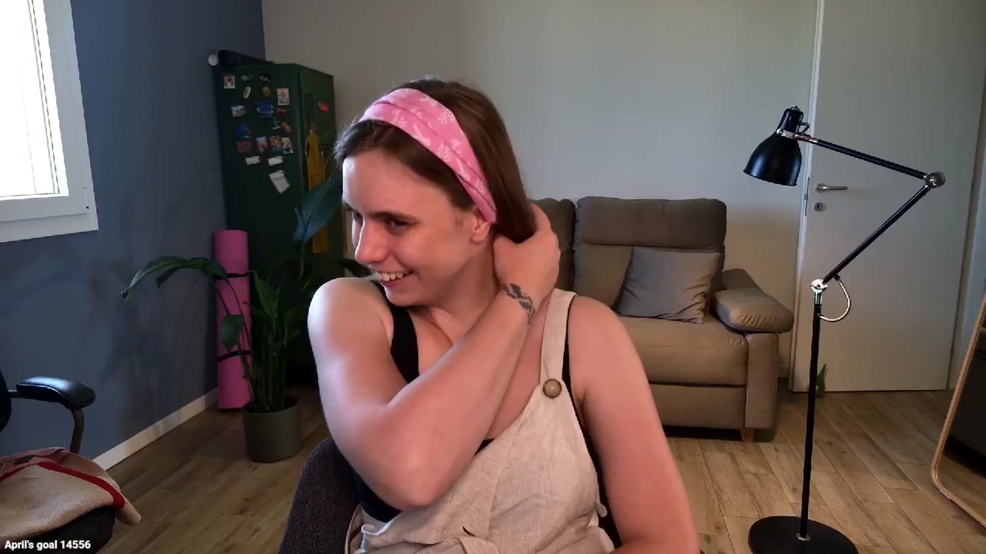Gallery image thumbnail from Personage's myfreecams stream on, 04/28/2026, 14:12 image 4 of 20