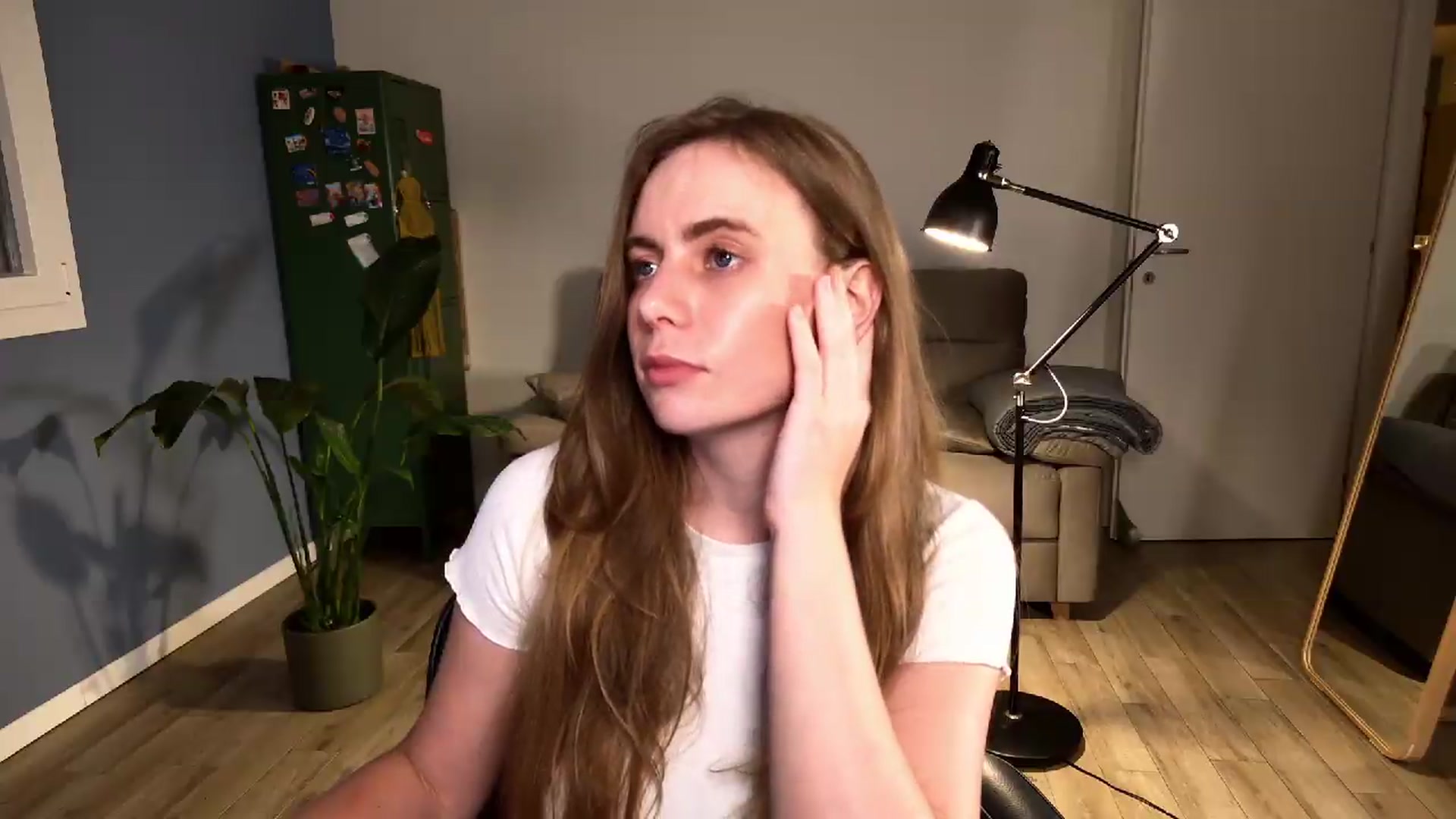 Gallery image thumbnail from Personage's myfreecams stream on, 05/12/2026, 21:29 image 7 of 20
