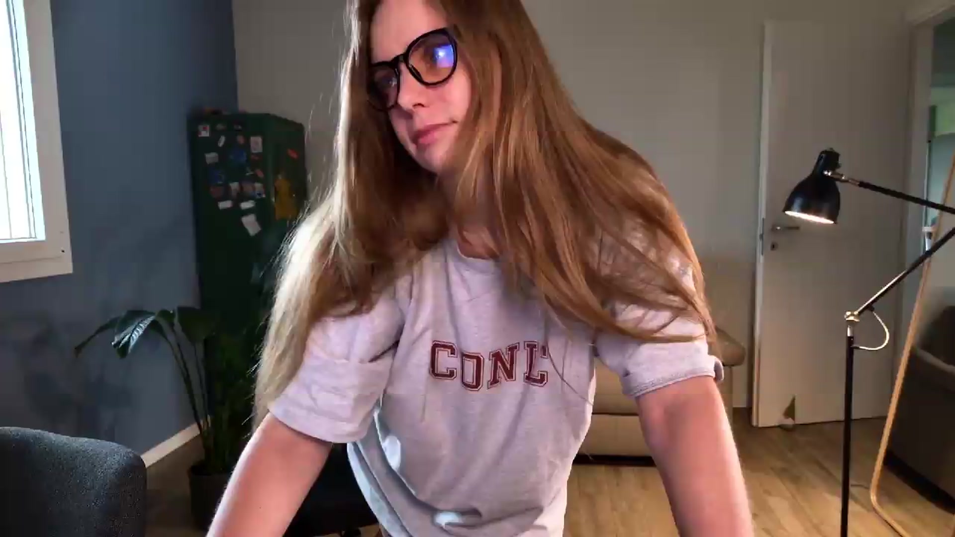 Gallery image thumbnail from Personage's myfreecams stream on, 05/13/2026, 12:51 image 17 of 20