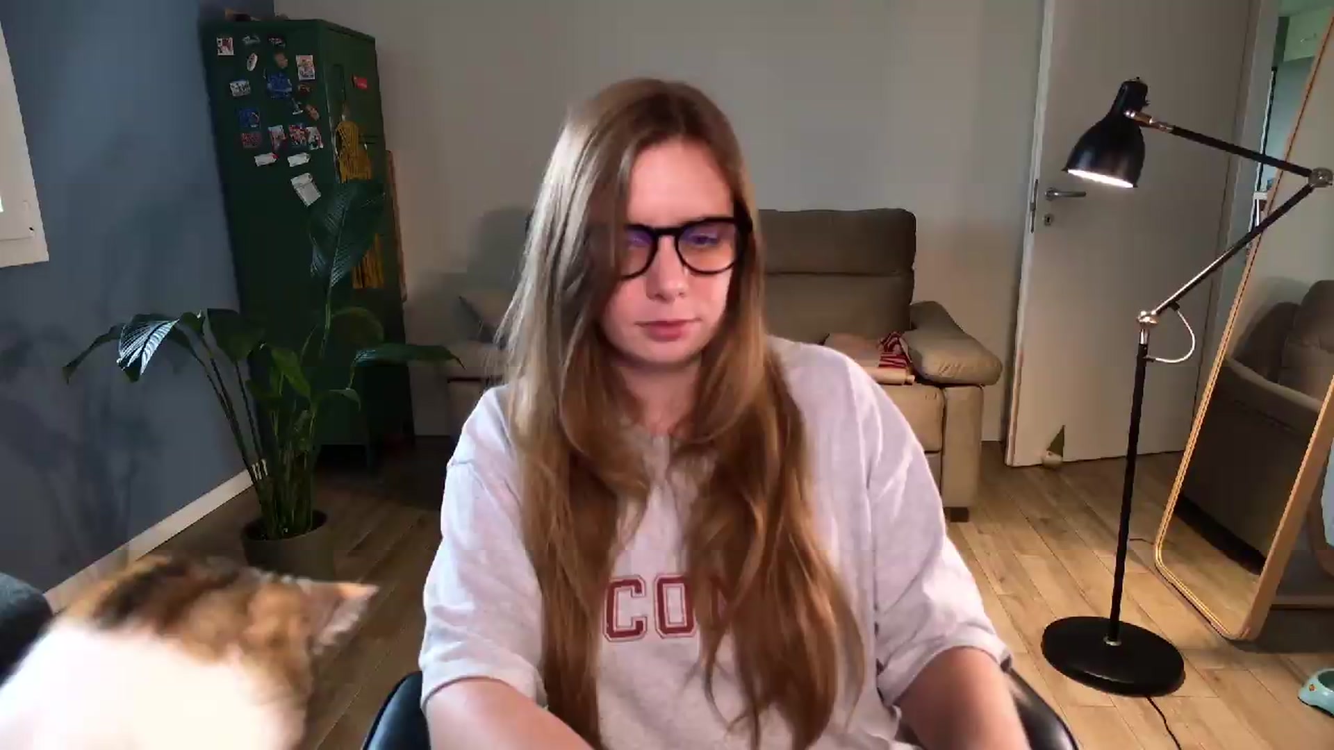 Gallery image thumbnail from Personage's myfreecams stream on, 05/13/2026, 12:51 image 12 of 20