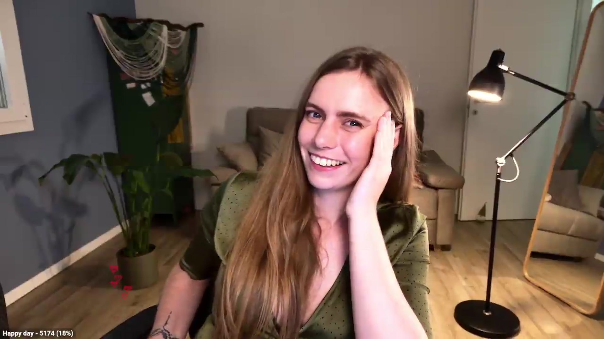 Gallery image thumbnail from Personage's myfreecams stream on, 05/14/2026, 15:29 image 17 of 20