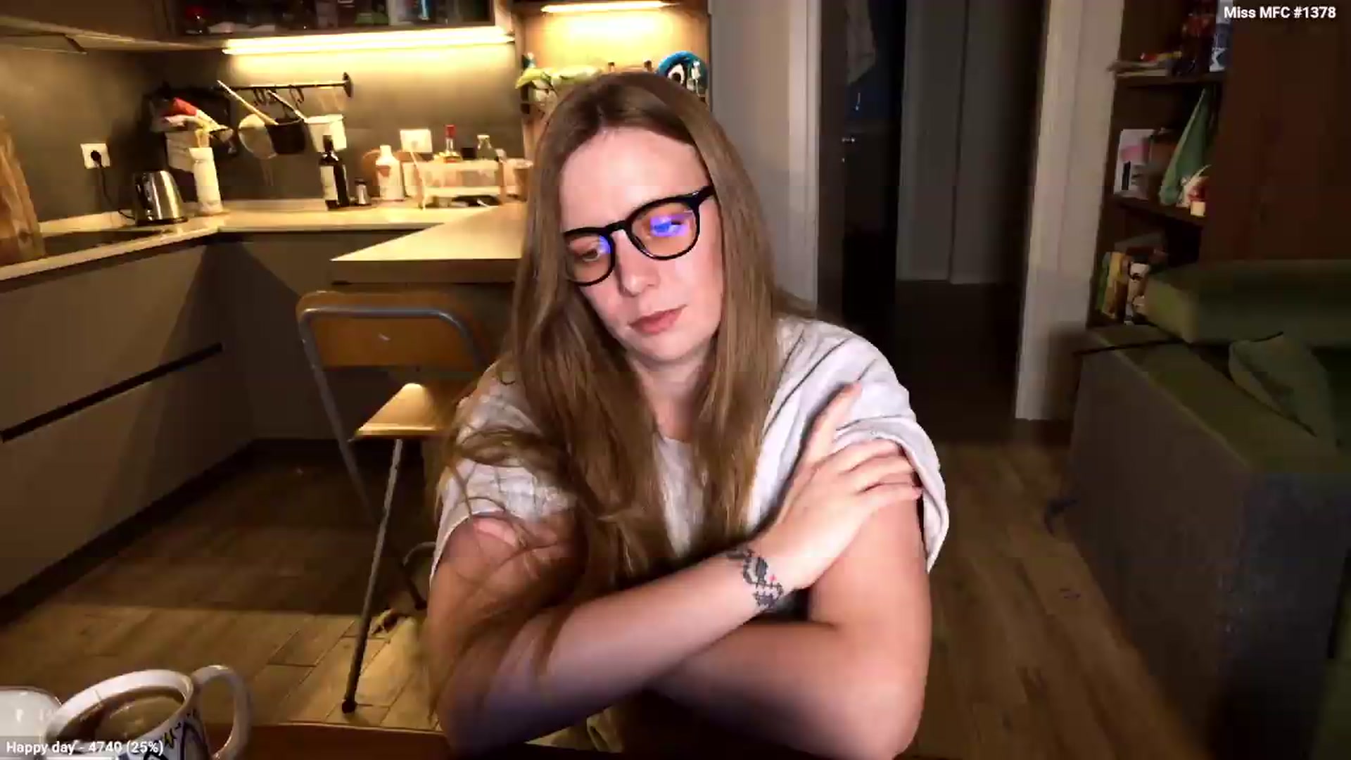 Gallery image thumbnail from Personage's myfreecams stream on, 05/14/2026, 20:53 image 12 of 20