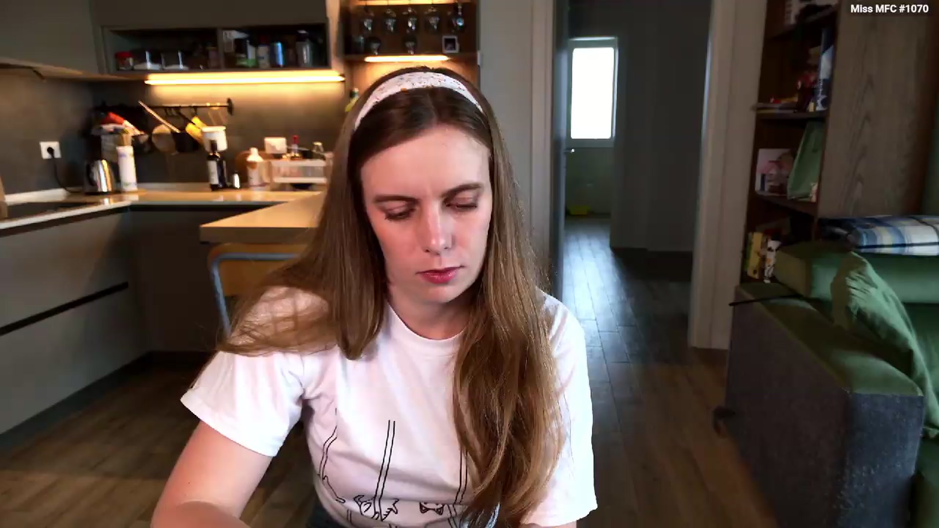 Gallery image thumbnail from Personage's myfreecams stream on, 05/15/2026, 13:33 image 4 of 20