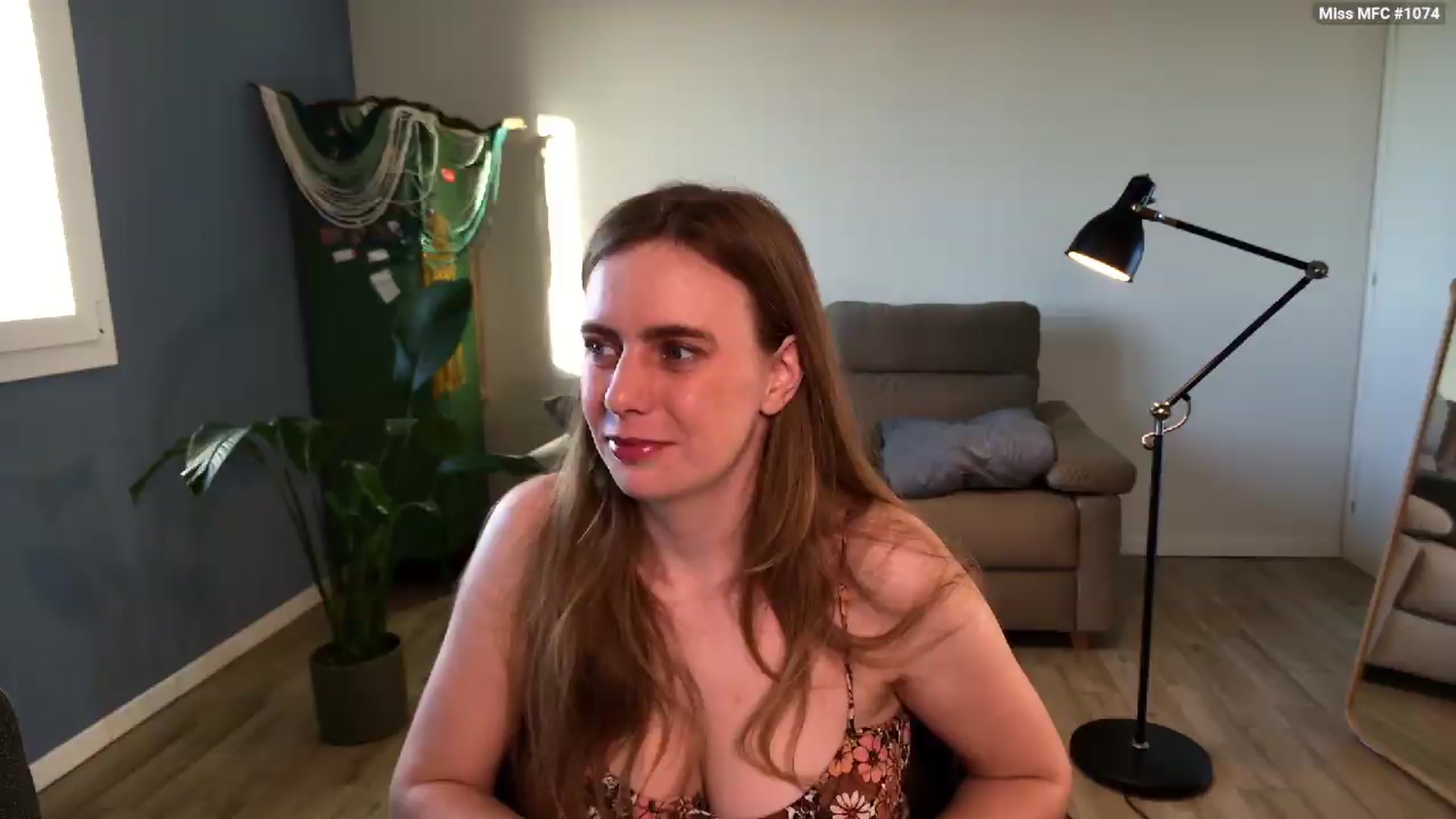Gallery image thumbnail from Personage's myfreecams stream on, 05/18/2026, 07:19 image 4 of 20