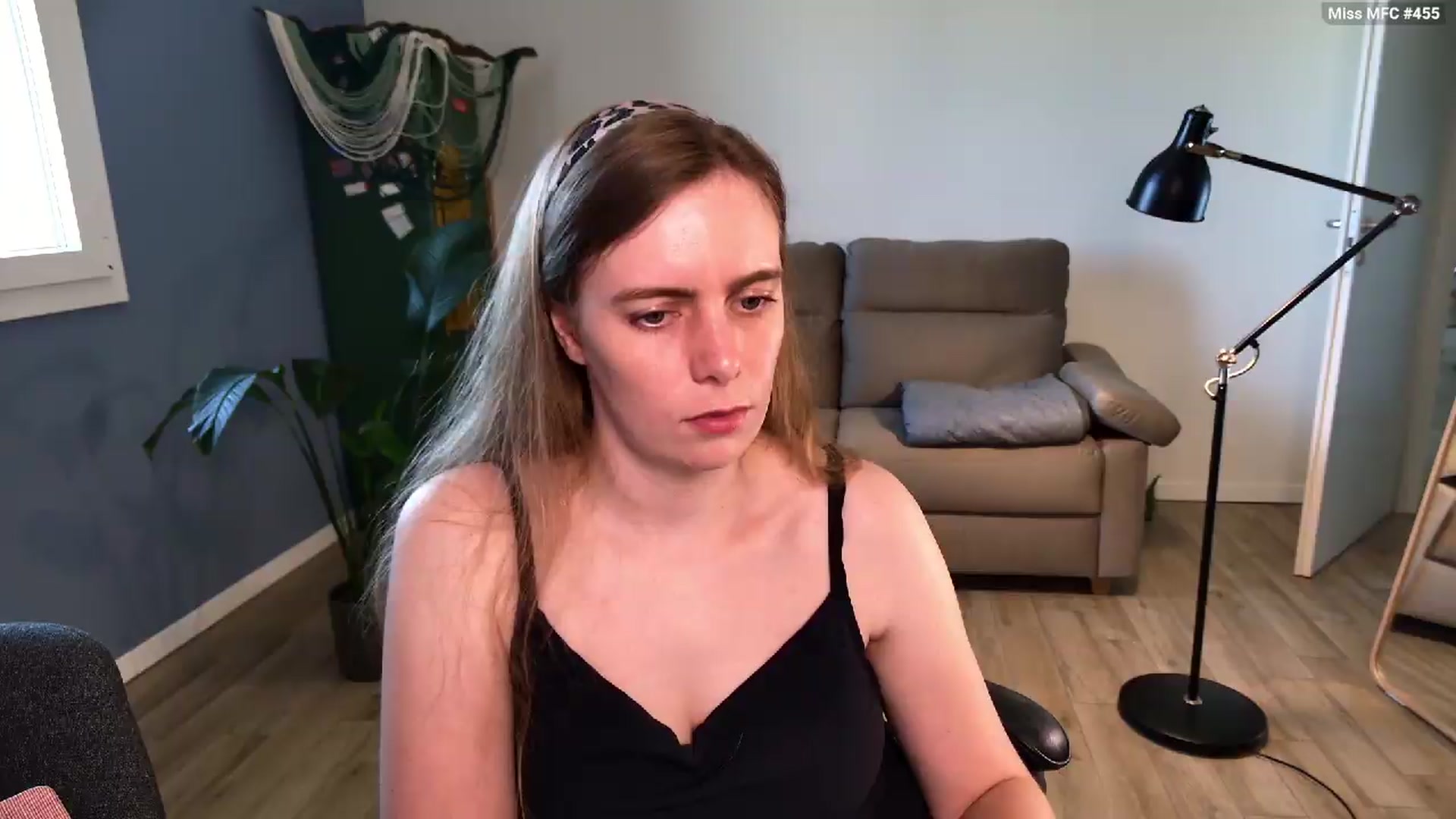 Gallery image thumbnail from Personage's myfreecams stream on, 05/20/2026, 15:08 image 12 of 20