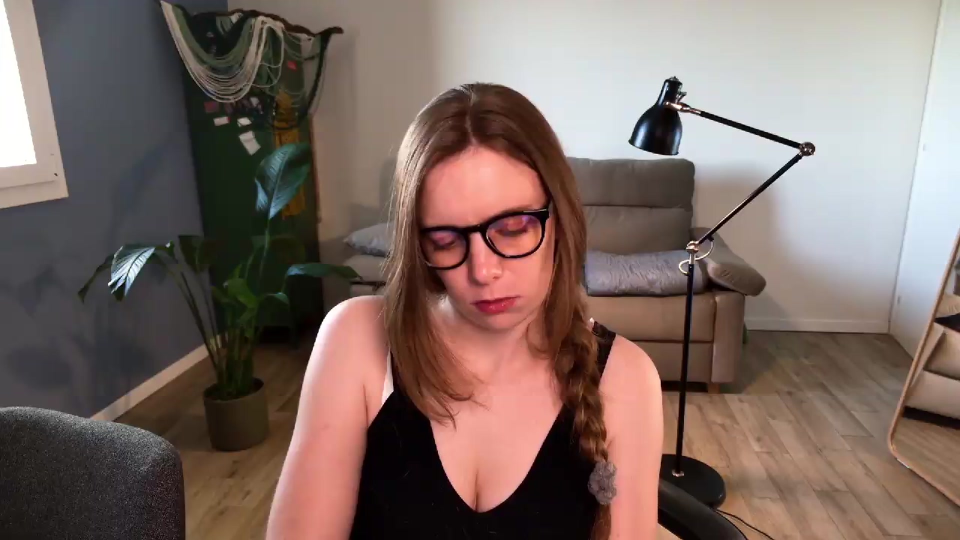 Gallery image thumbnail from Personage's myfreecams stream on, 05/21/2026, 05:59 image 11 of 20