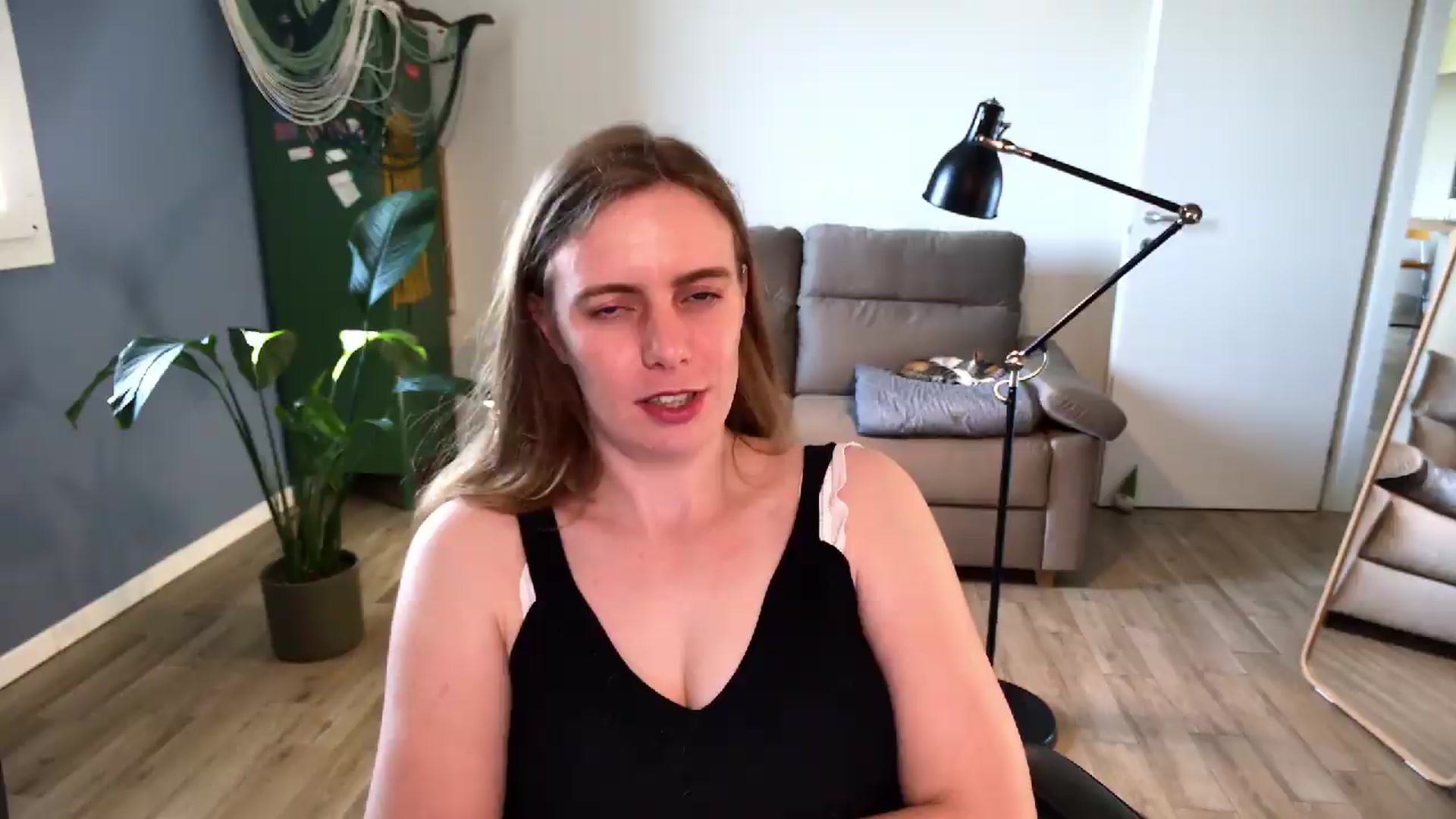 Gallery image thumbnail from Personage's myfreecams stream on, 05/21/2026, 07:27 image 9 of 20