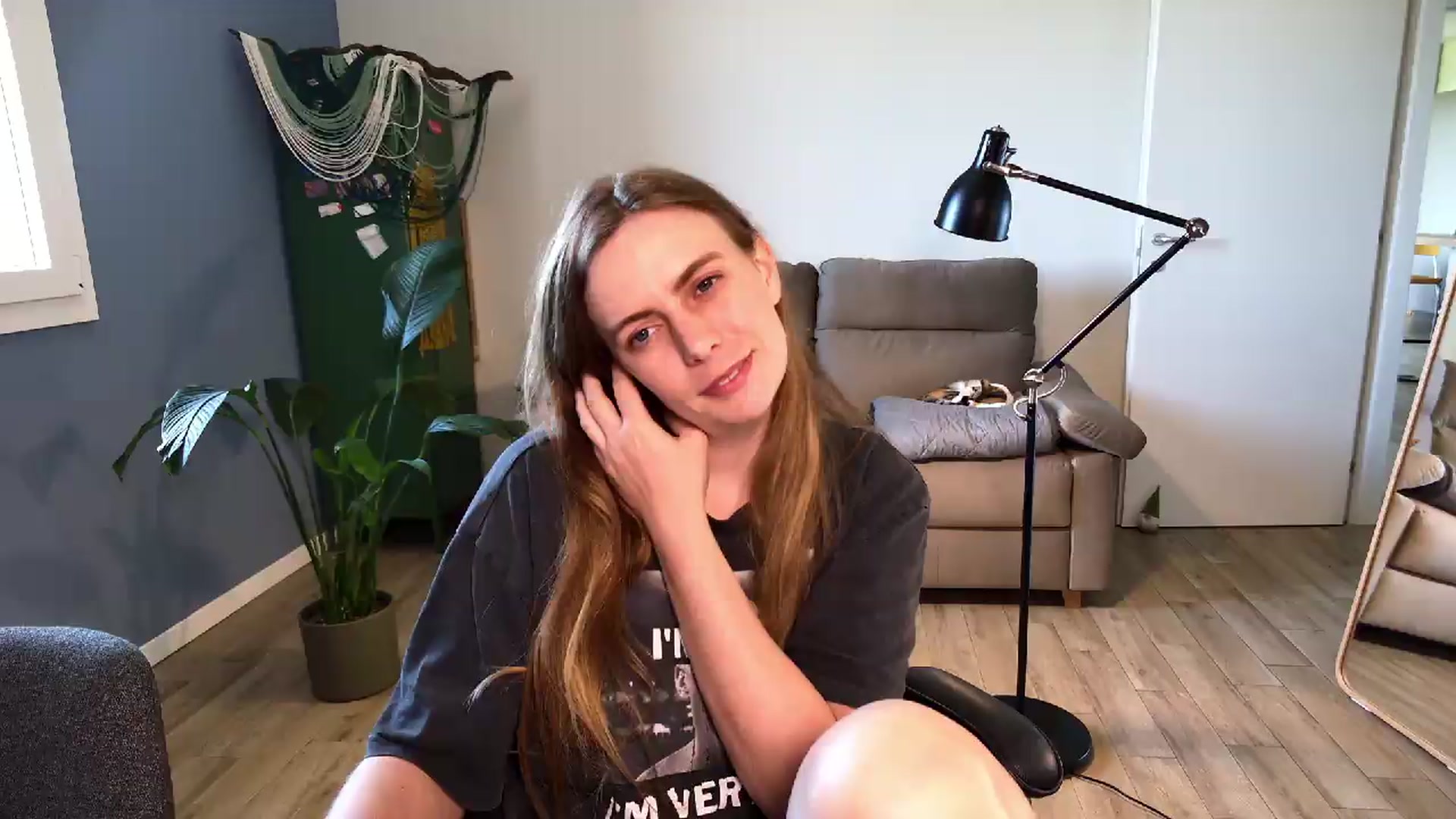 Gallery image thumbnail from Personage's myfreecams stream on, 05/21/2026, 09:40 image 17 of 20