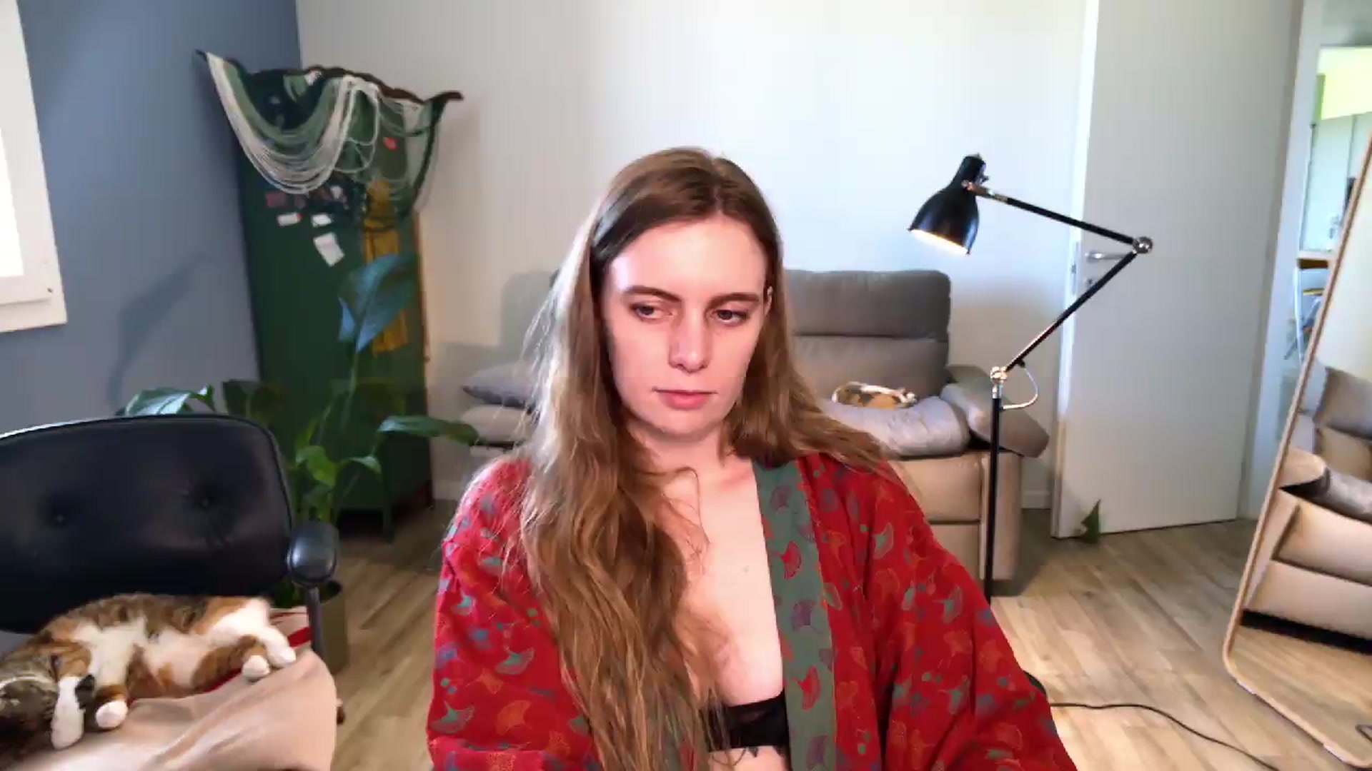 Gallery image thumbnail from Personage's myfreecams stream on, 05/22/2026, 15:37 image 12 of 20