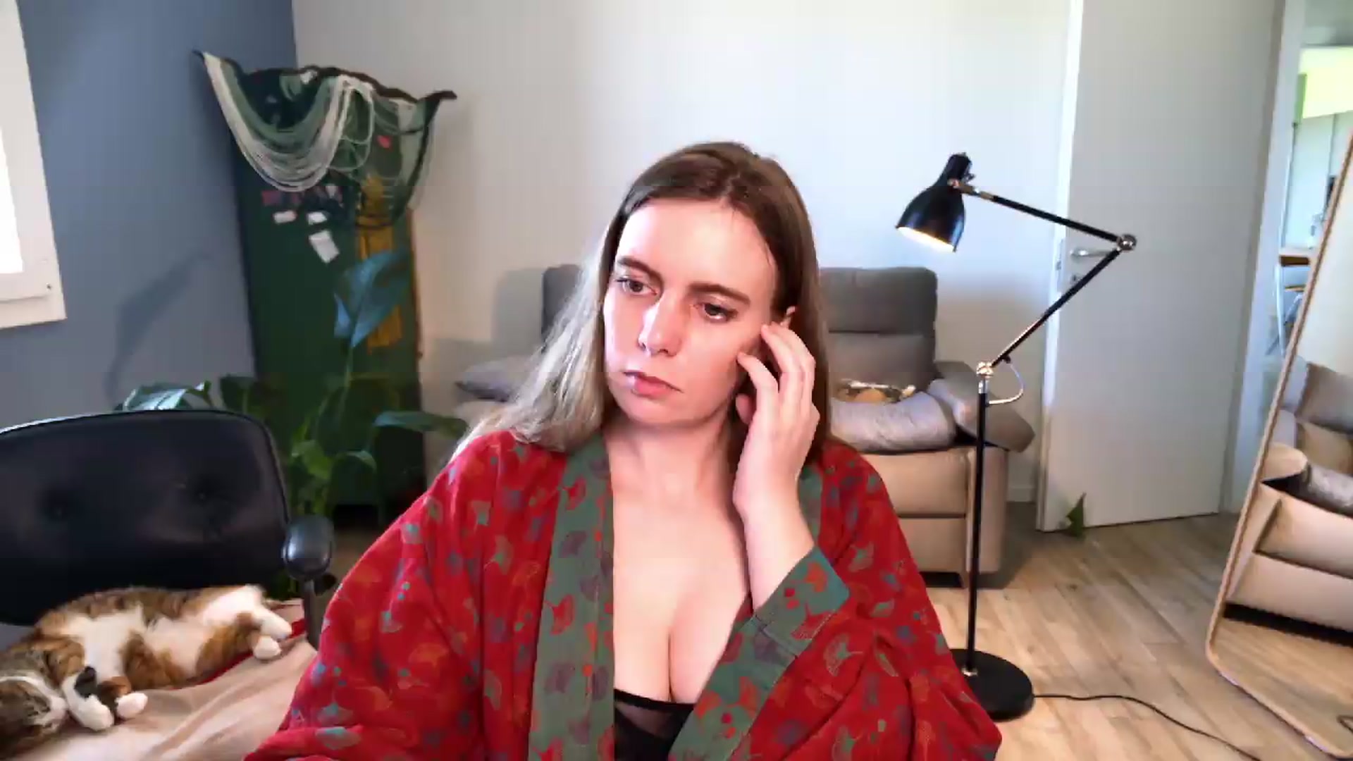 Gallery image thumbnail from Personage's myfreecams stream on, 05/22/2026, 15:37 image 13 of 20