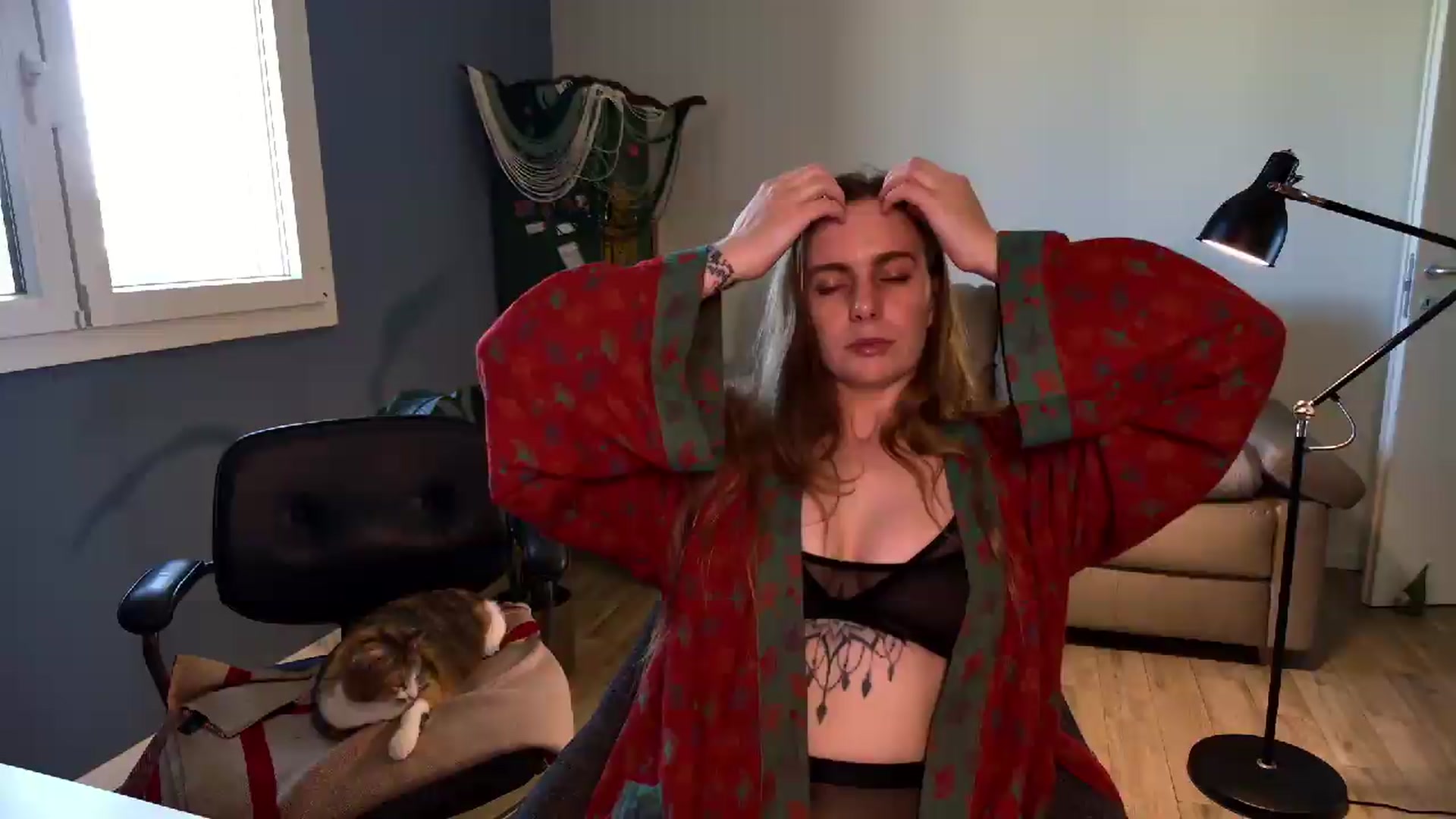 Gallery image thumbnail from Personage's myfreecams stream on, 05/22/2026, 15:37 image 20 of 20