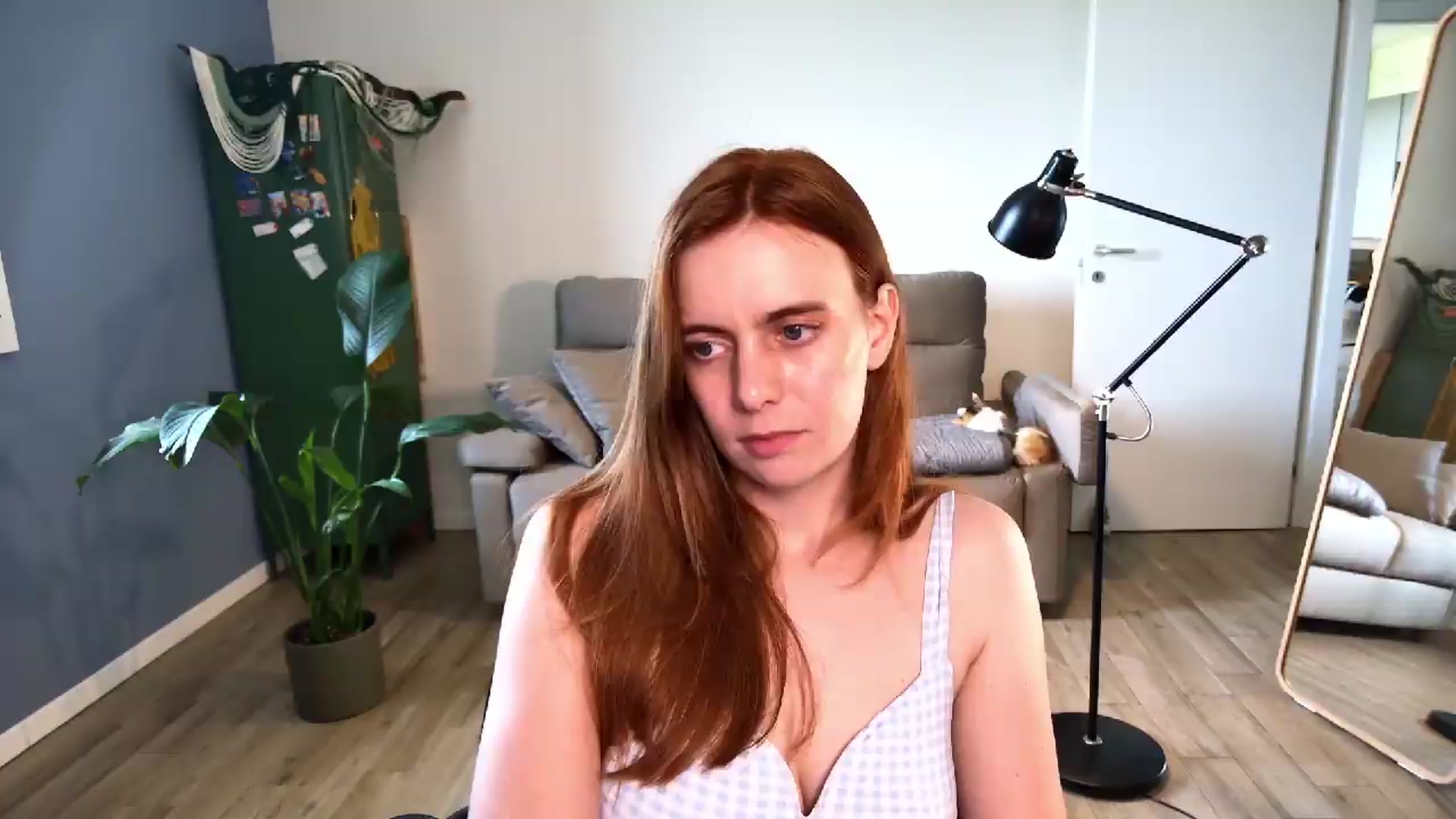 Gallery image thumbnail from Personage's myfreecams stream on, 05/25/2026, 08:39 image 18 of 20