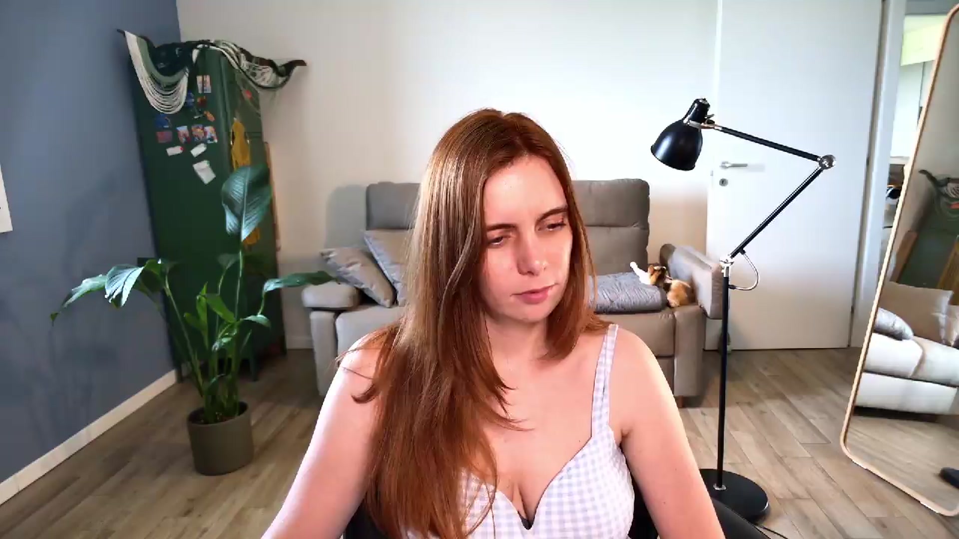 Gallery image thumbnail from Personage's myfreecams stream on, 05/25/2026, 08:39 image 12 of 20