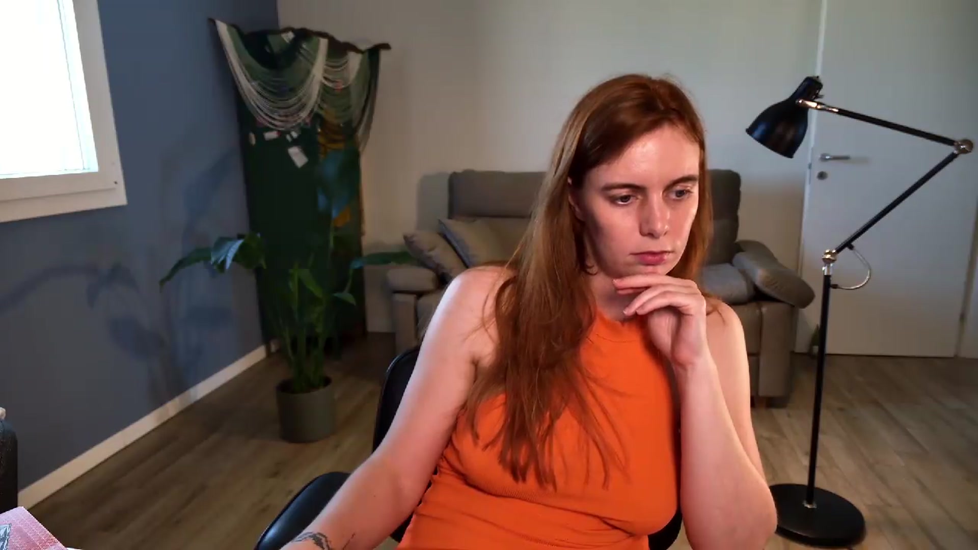 Gallery image thumbnail from Personage's myfreecams stream on, 05/25/2026, 15:38 image 9 of 20