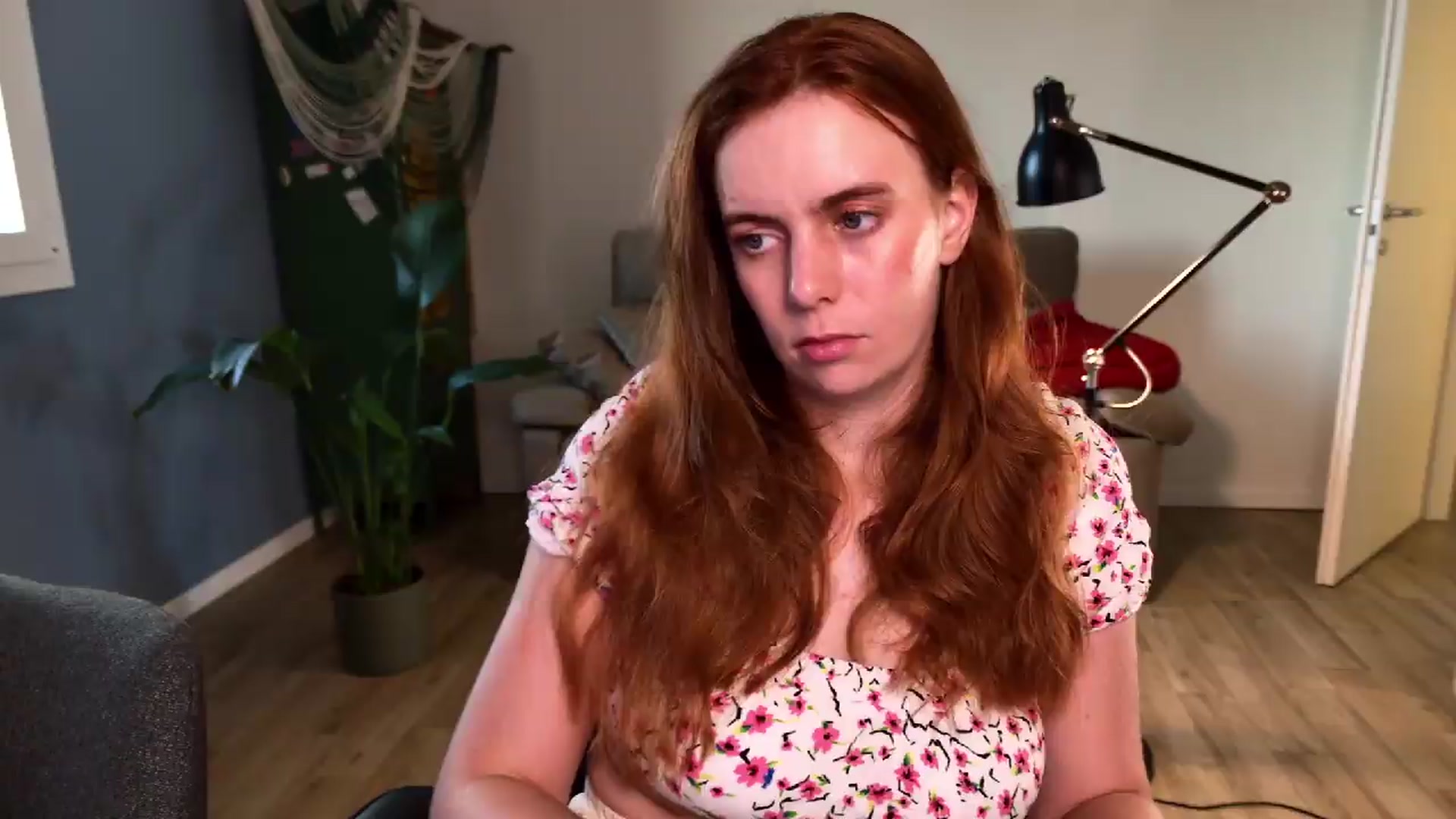 Gallery image thumbnail from Personage's myfreecams stream on, 05/27/2026, 07:32 image 3 of 20