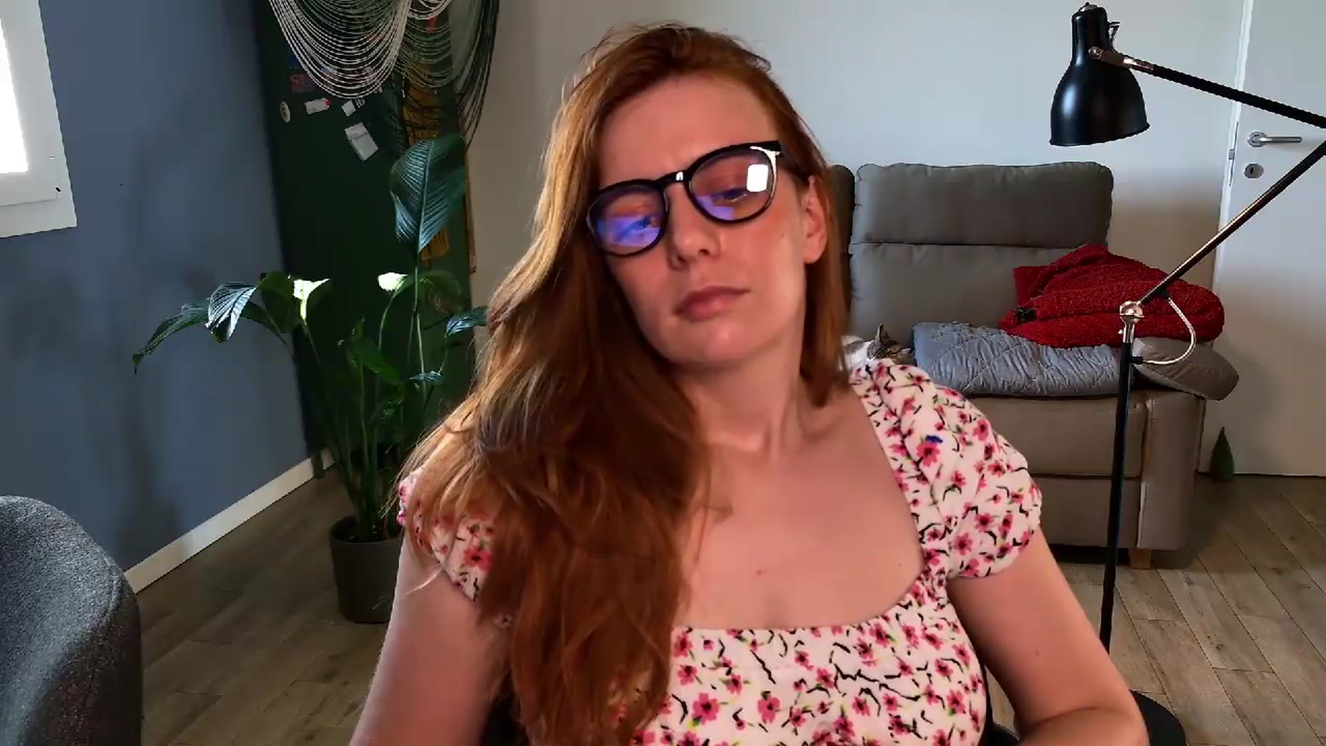 Gallery image thumbnail from Personage's myfreecams stream on, 05/27/2026, 07:32 image 19 of 20