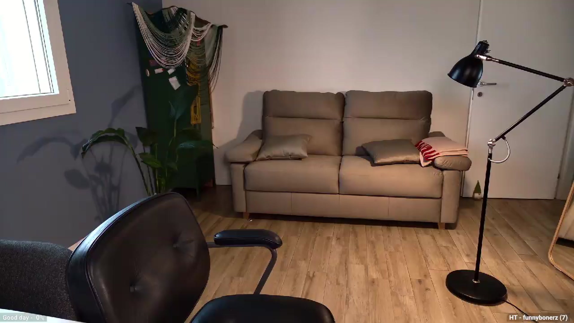Gallery image thumbnail from Personage's myfreecams stream on, 06/01/2026, 13:44 image 12 of 20