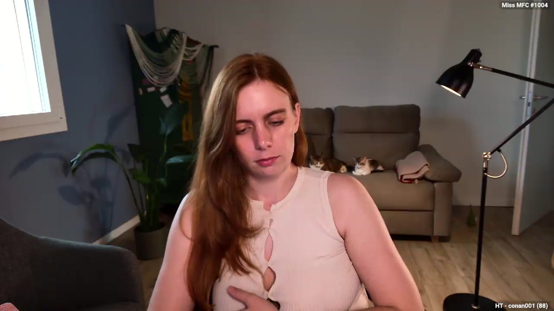 Gallery image thumbnail from Personage's myfreecams stream on, 06/05/2026, 07:11 image 14 of 20