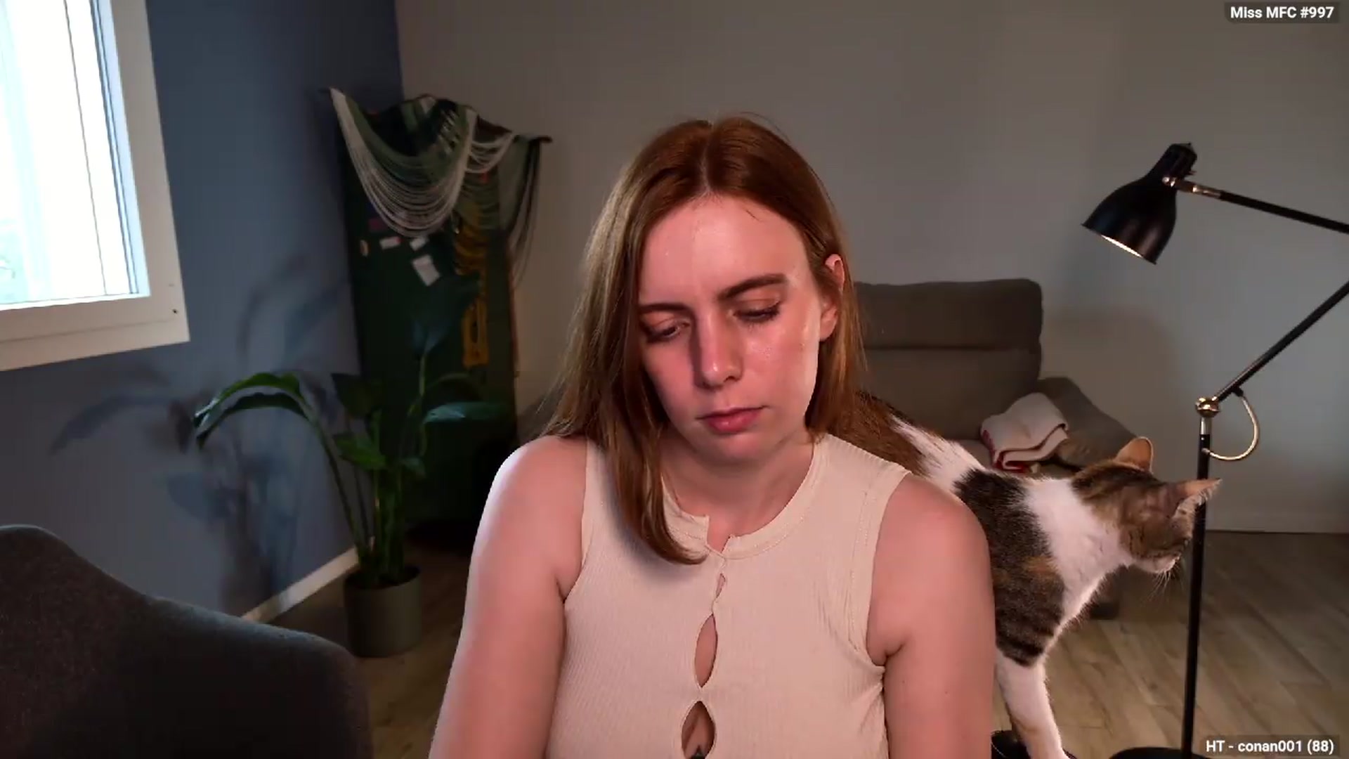 Gallery image thumbnail from Personage's myfreecams stream on, 06/05/2026, 07:11 image 6 of 20