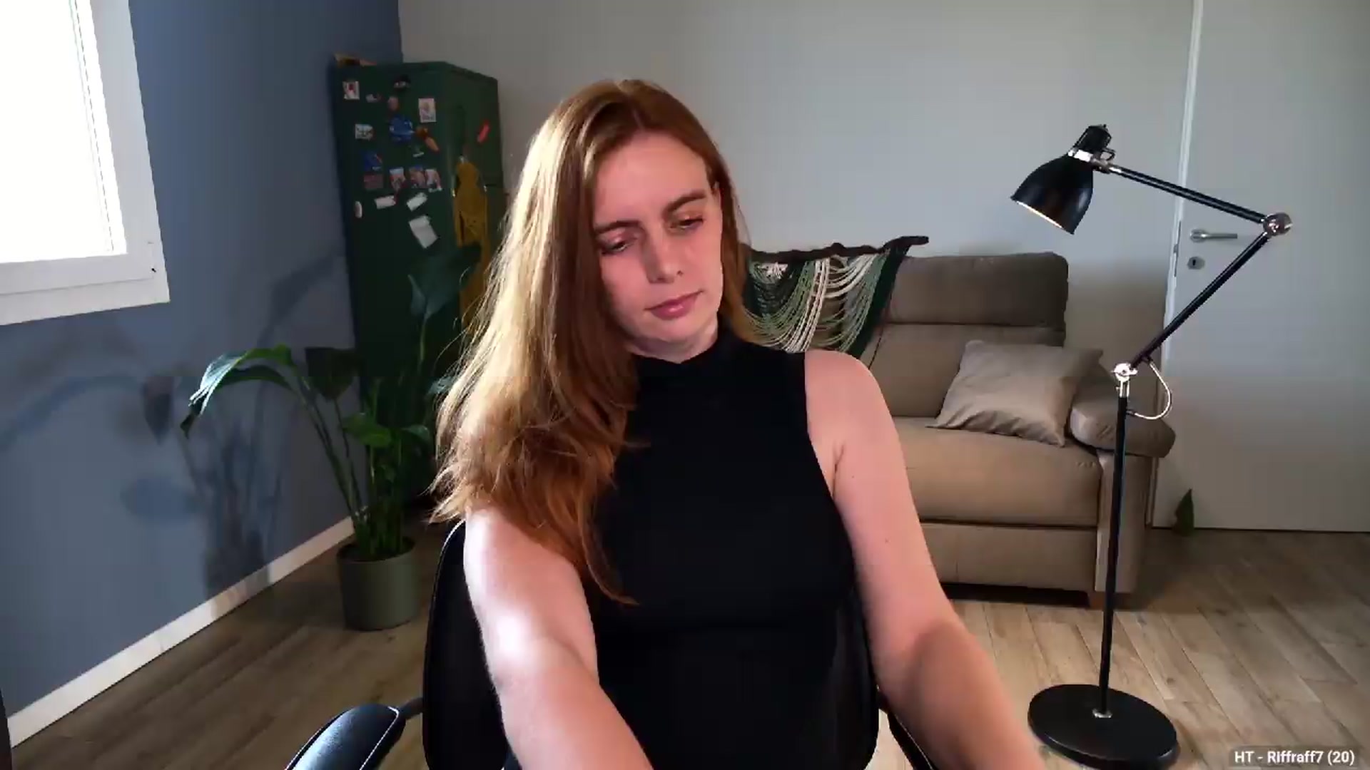 Gallery image thumbnail from Personage's myfreecams stream on, 06/10/2026, 13:07 image 5 of 20