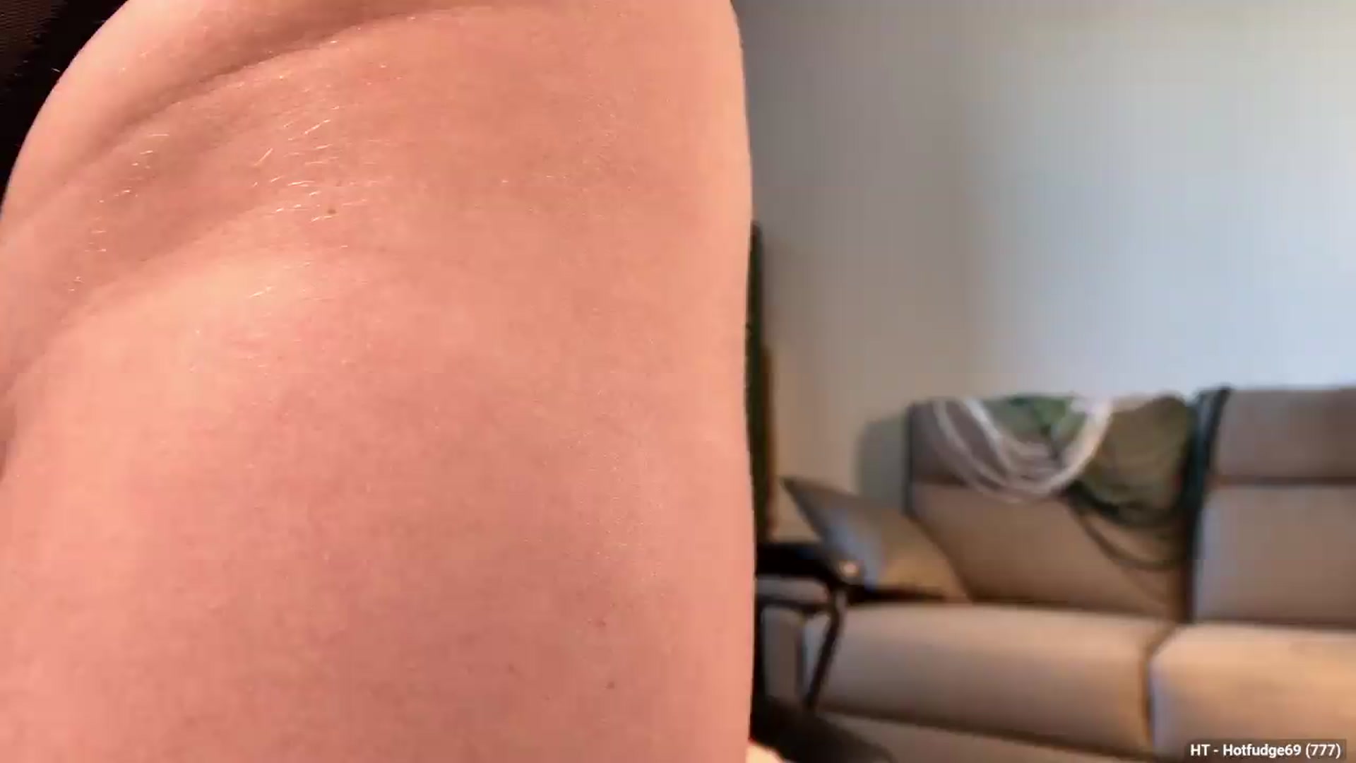 Gallery image thumbnail from Personage's myfreecams stream on, 06/10/2026, 15:27 image 13 of 20