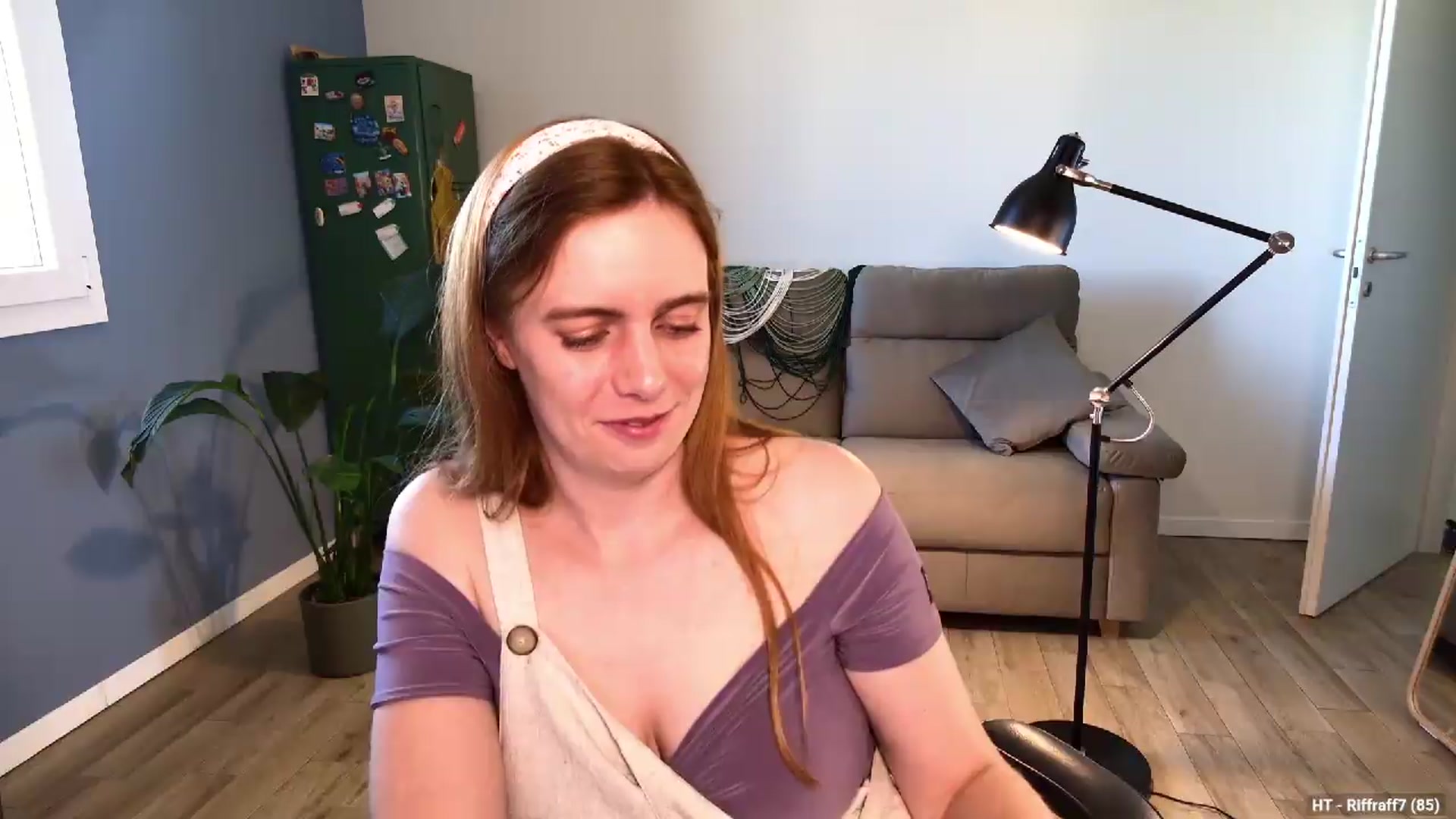 Gallery image thumbnail from Personage's myfreecams stream on, 06/11/2026, 16:00 image 15 of 20