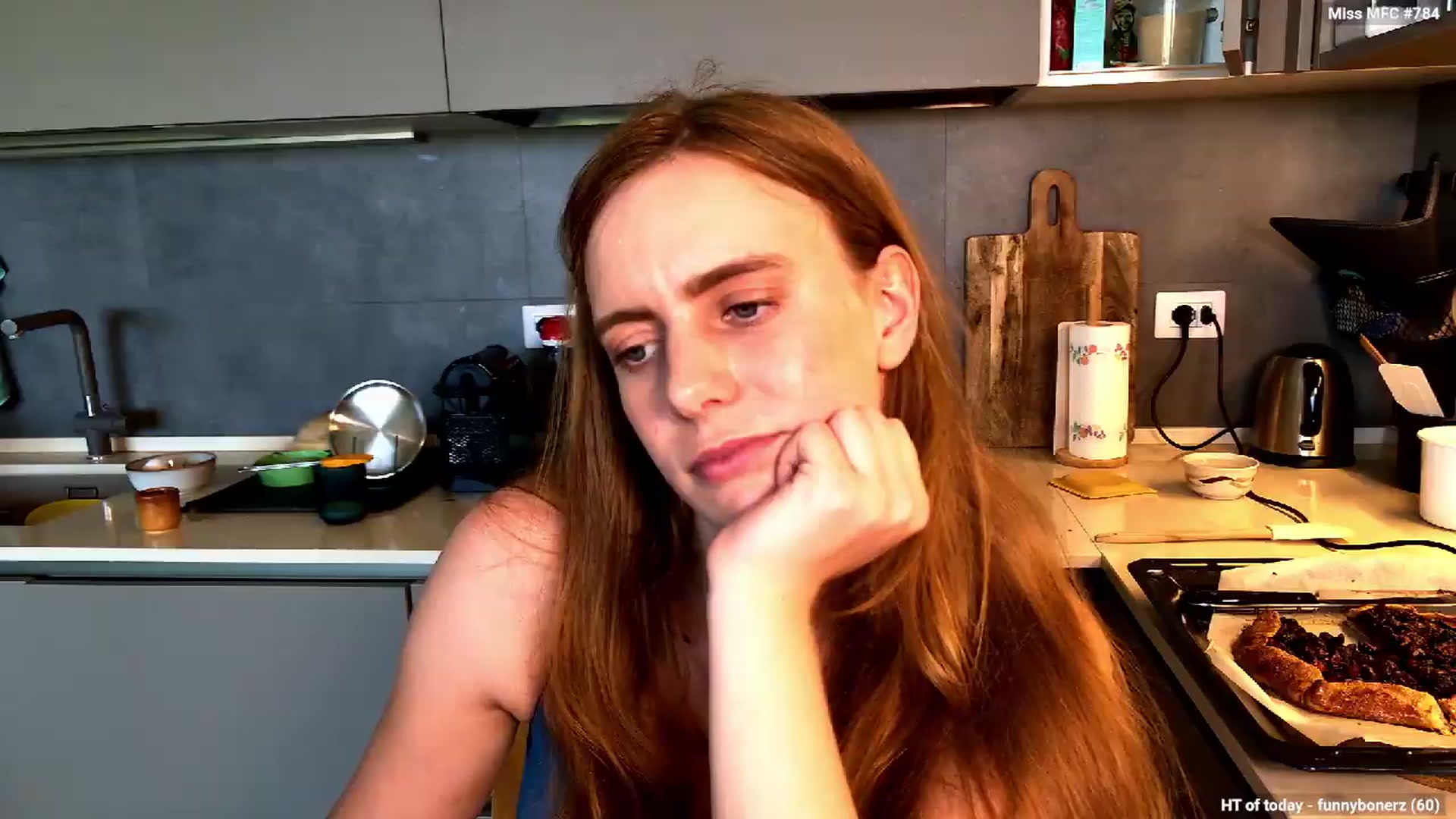 Gallery image thumbnail from Personage's myfreecams stream on, 07/10/2026, 15:03 image 18 of 20