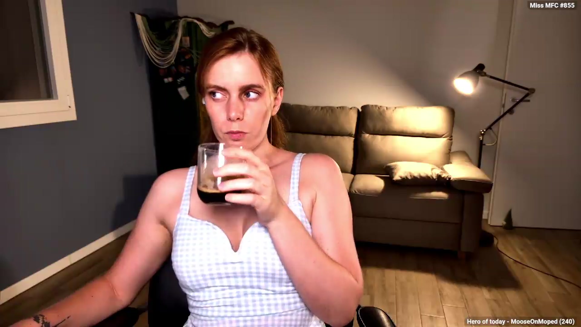 Gallery image thumbnail from Personage's myfreecams stream on, 08/04/2026, 20:16 image 6 of 20