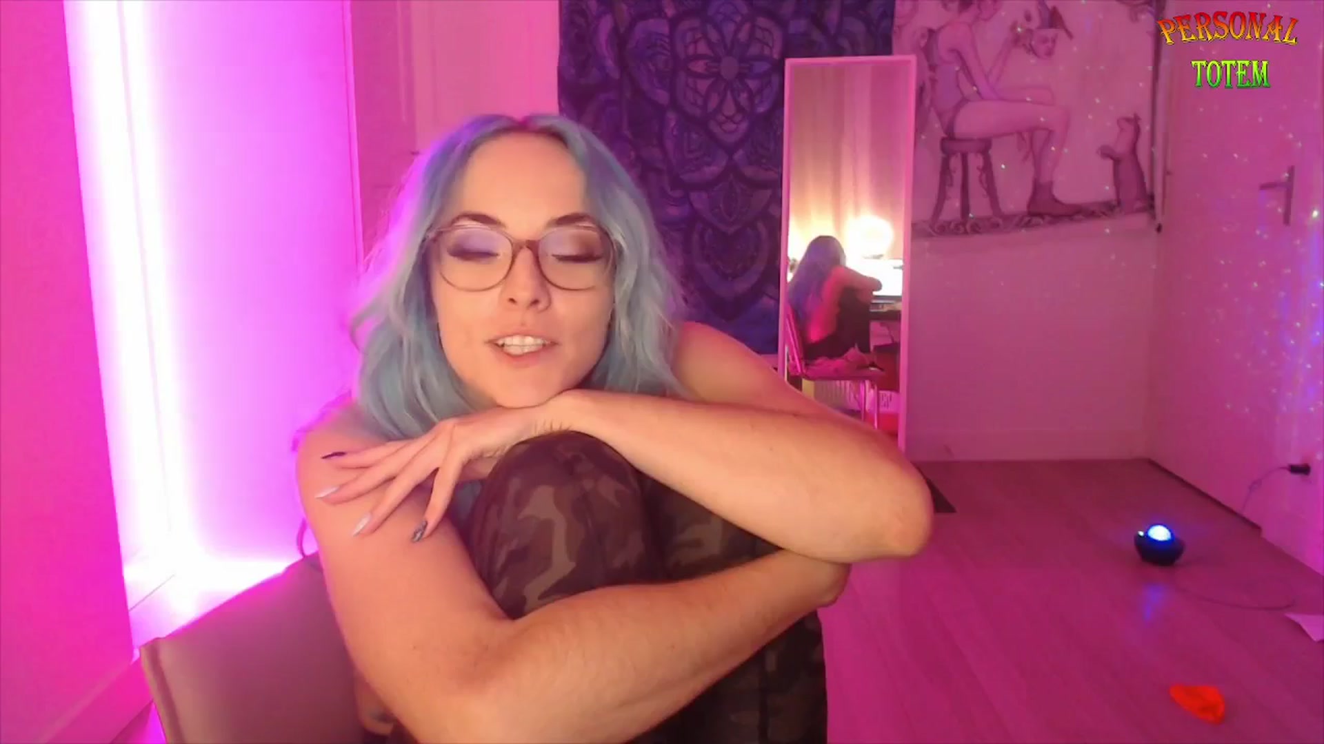 Gallery image thumbnail from PersonalTotem's myfreecams stream on, 11/15/2025, 21:22 image 10 of 20