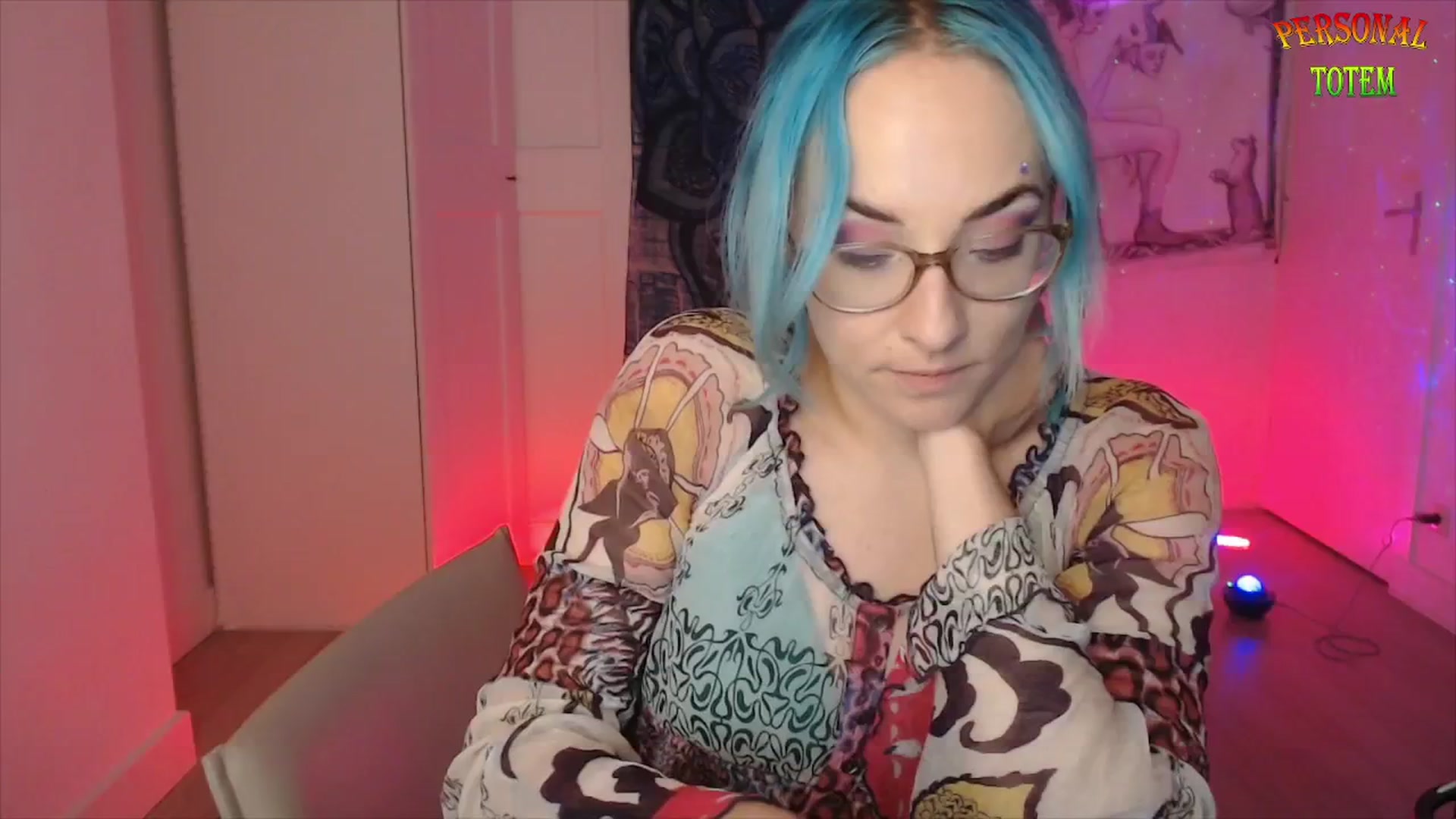 Gallery image thumbnail from PersonalTotem's myfreecams stream on, 11/17/2025, 22:47 image 9 of 20