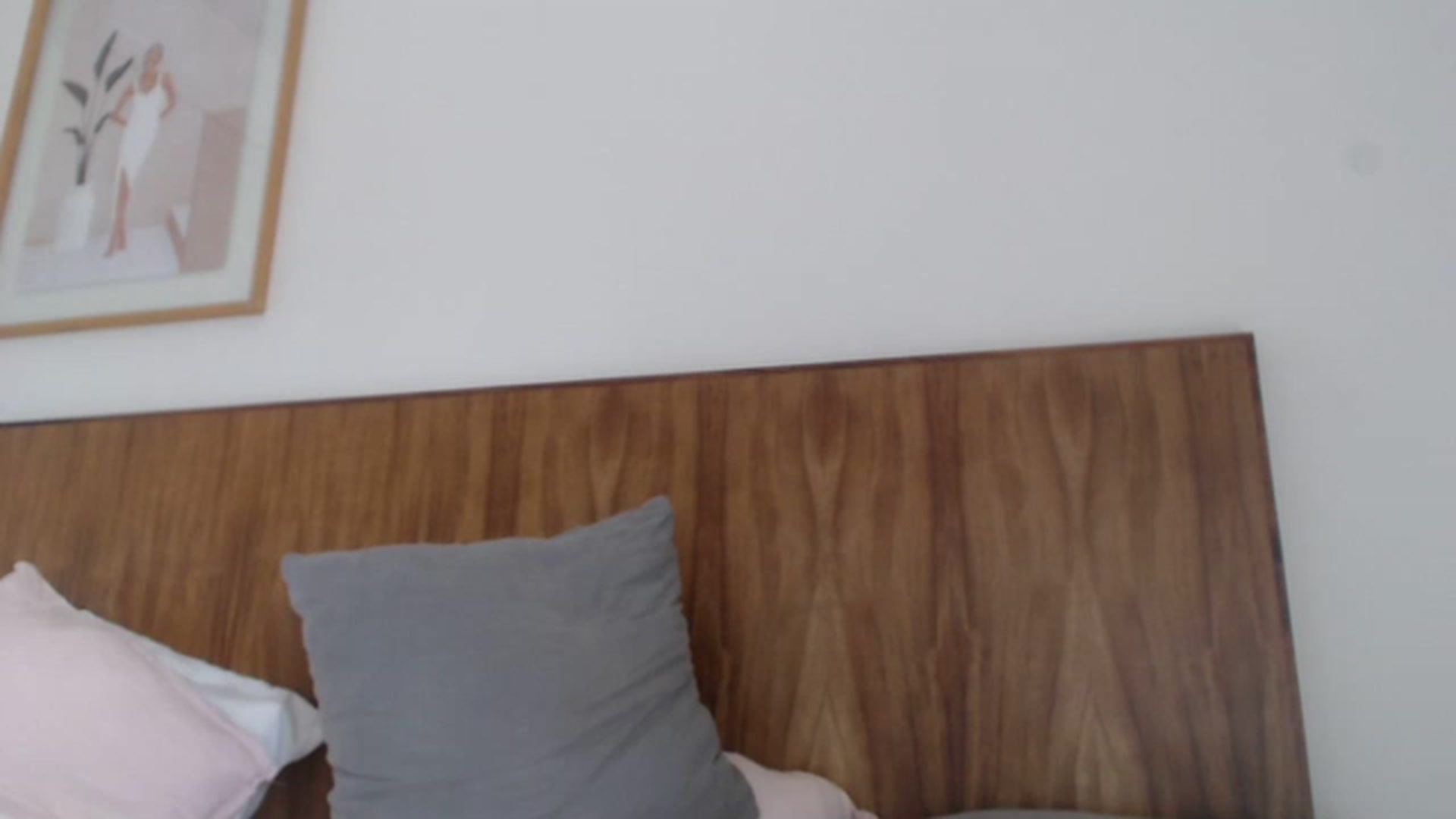 Gallery image thumbnail from Pervita's myfreecams stream on, 12/28/2022, 17:01 image 15 of 20