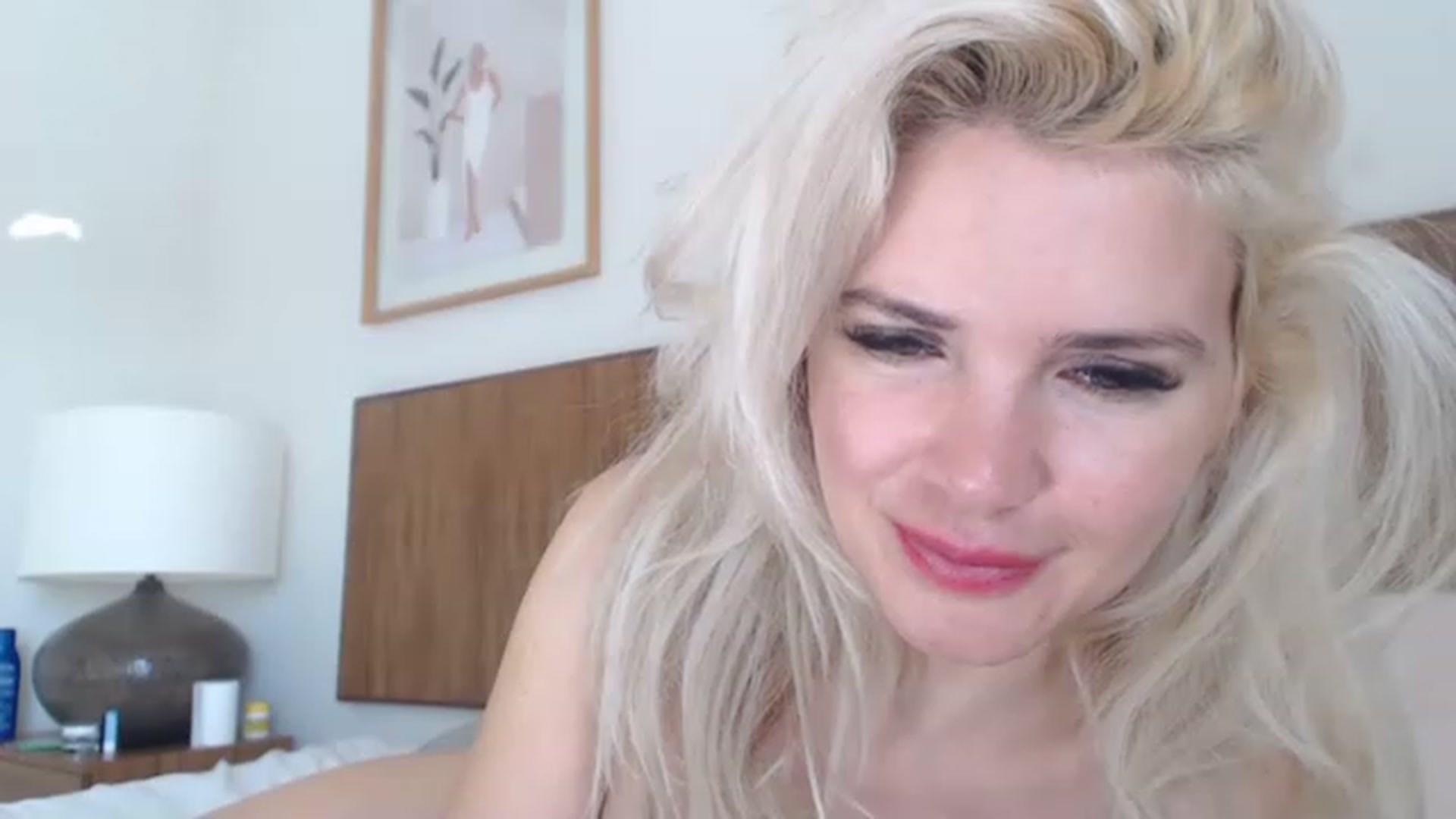 Gallery image thumbnail from Pervita's myfreecams stream on, 01/03/2023, 15:44 image 13 of 20
