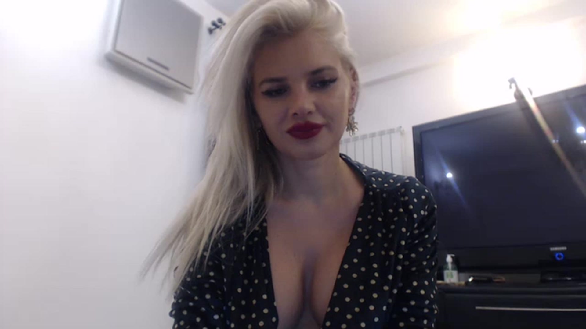 Gallery image thumbnail from Pervita's myfreecams stream on, 01/19/2023, 23:19 image 4 of 20