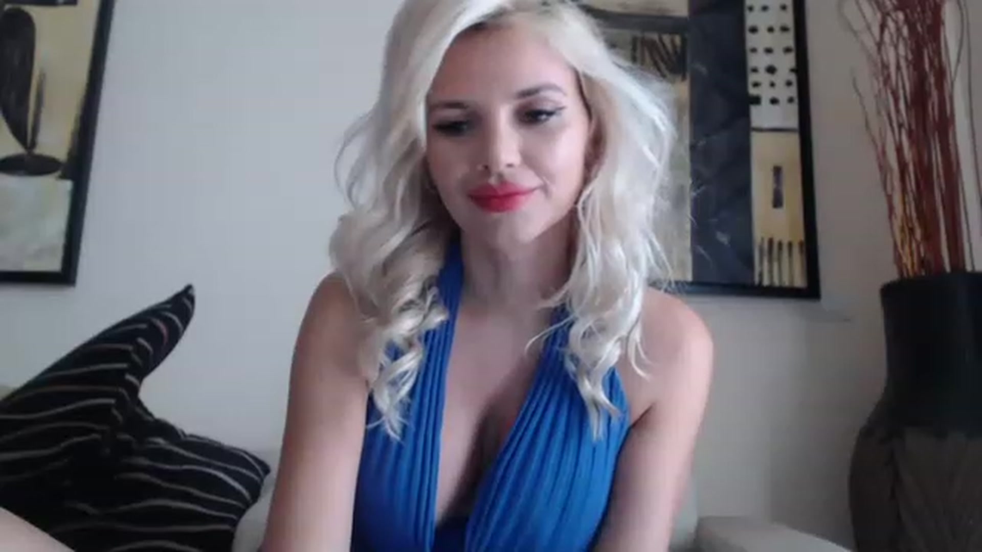 Gallery image thumbnail from Pervita's myfreecams stream on, 02/18/2023, 15:25 image 16 of 20