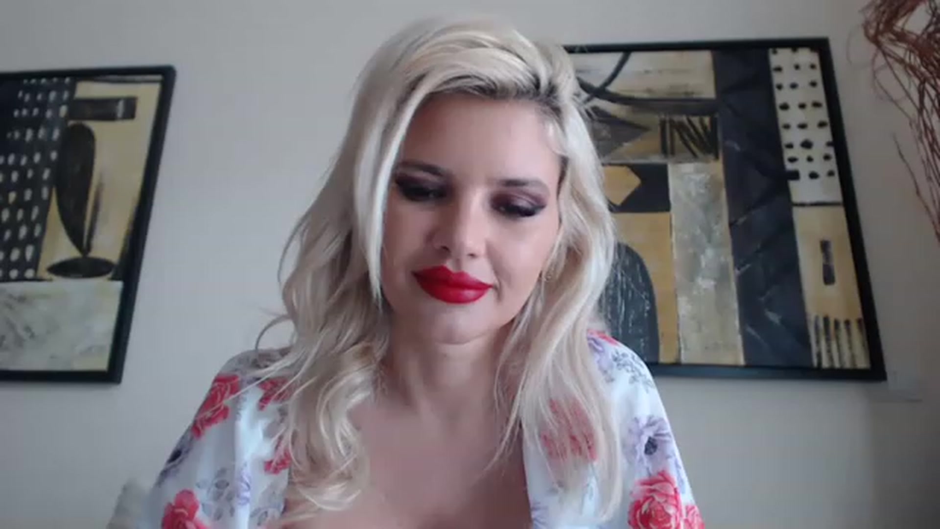 Gallery image thumbnail from Pervita's myfreecams stream on, 02/24/2023, 15:58 image 6 of 20