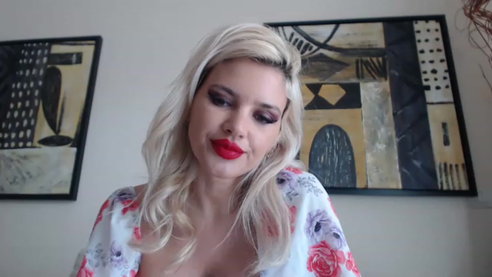 Gallery image thumbnail from Pervita's myfreecams stream on, 02/24/2023, 15:58 image 10 of 20
