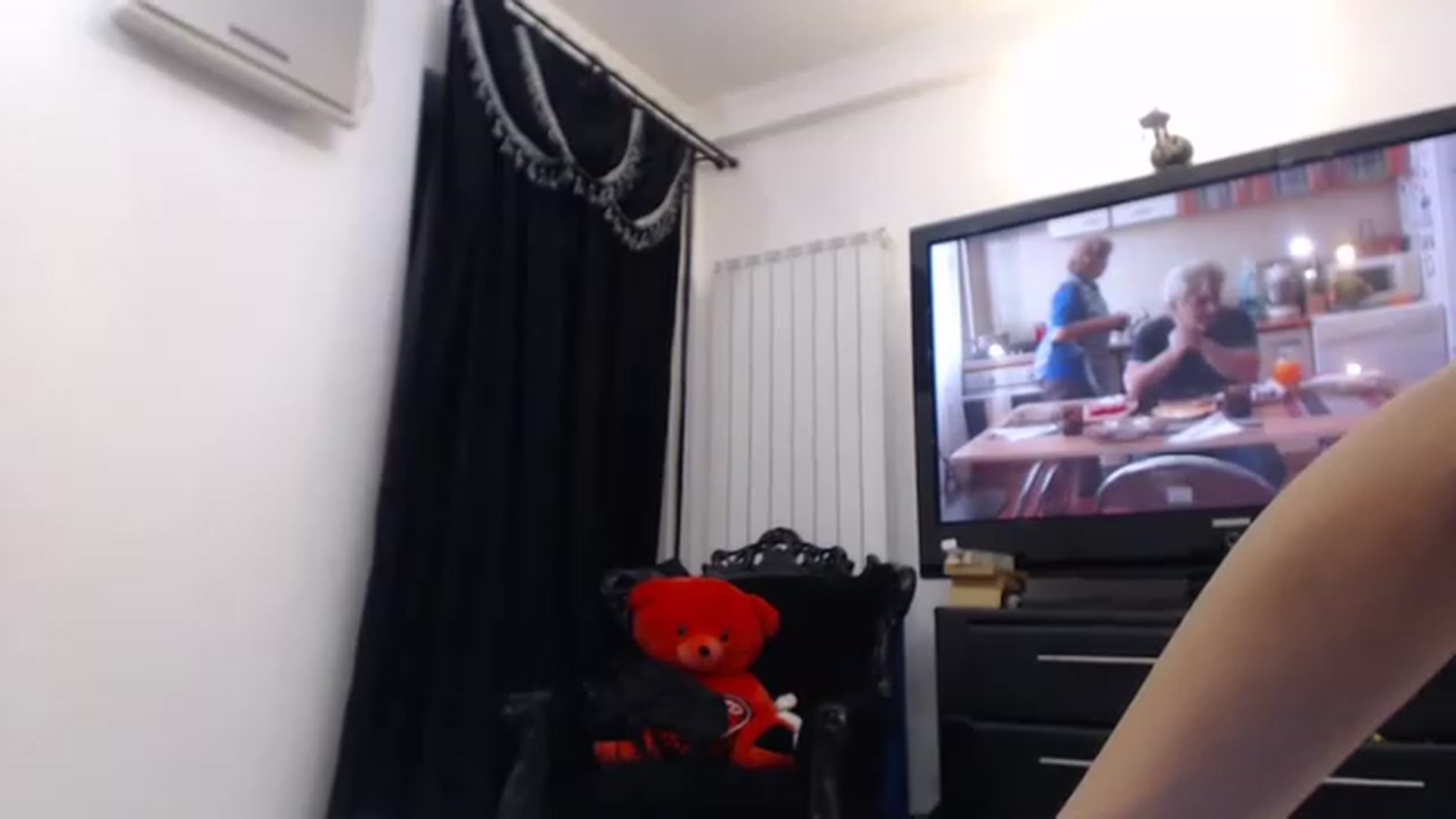 Gallery image thumbnail from Pervita's myfreecams stream on, 03/08/2023, 23:10 image 15 of 20