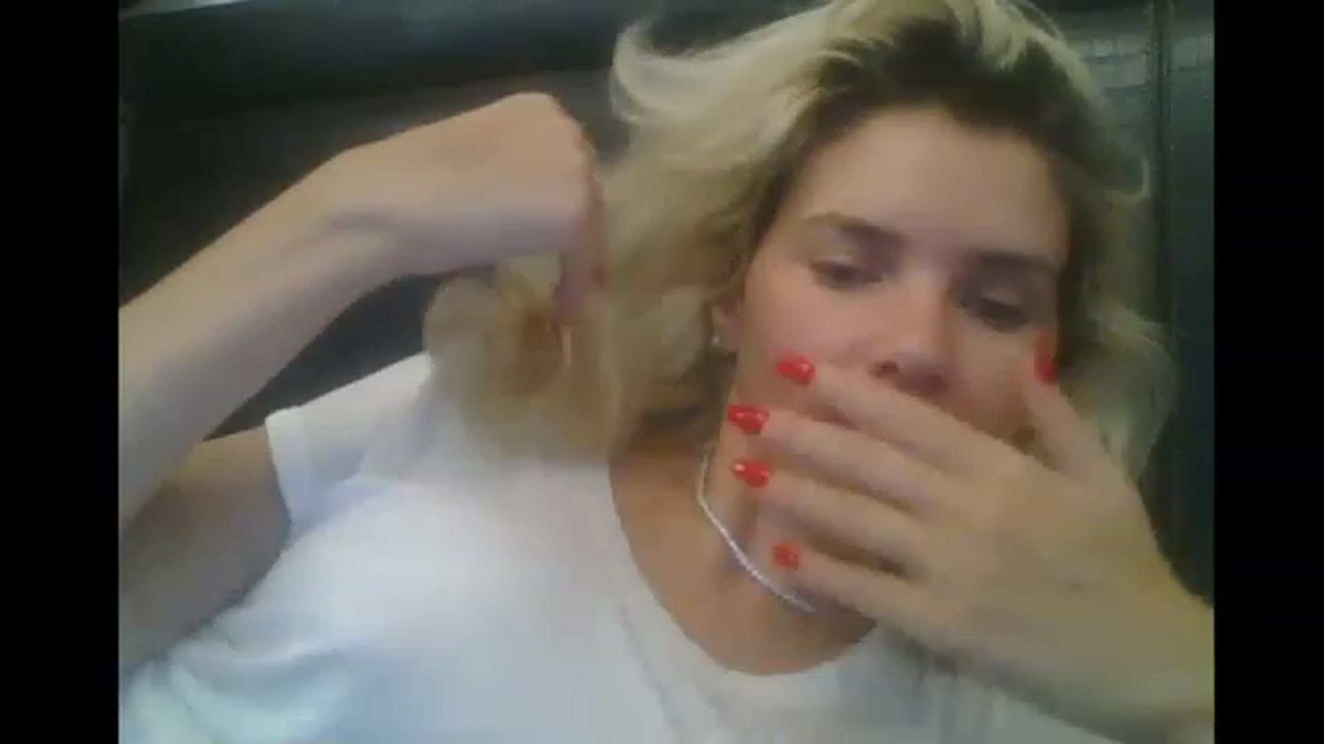 Gallery image thumbnail from Pervita's myfreecams stream on, 04/15/2023, 24:52 image 20 of 20