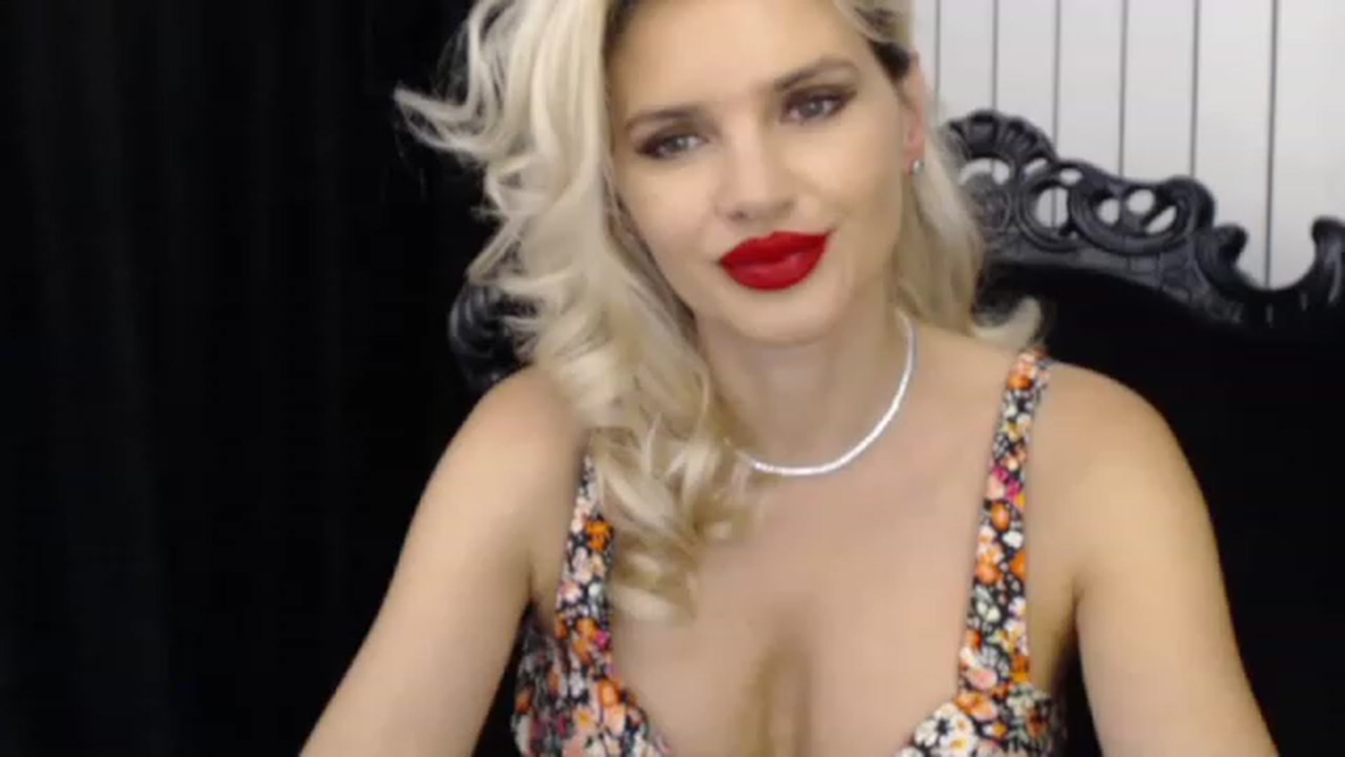 Gallery image thumbnail from Pervita's myfreecams stream on, 04/20/2023, 22:48 image 2 of 20