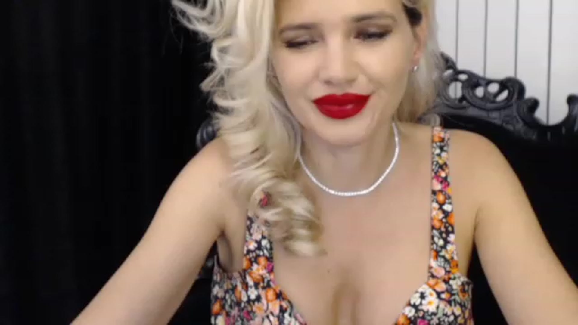 Gallery image thumbnail from Pervita's myfreecams stream on, 04/20/2023, 22:48 image 3 of 20