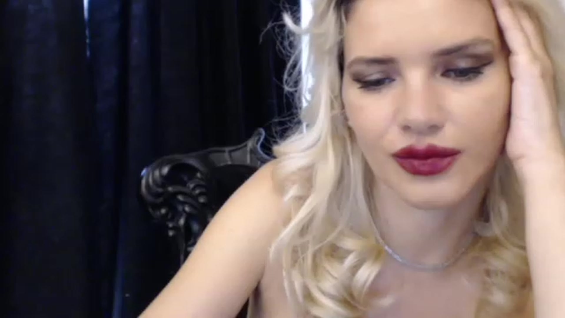 Gallery image thumbnail from Pervita's myfreecams stream on, 04/21/2023, 15:23 image 16 of 20