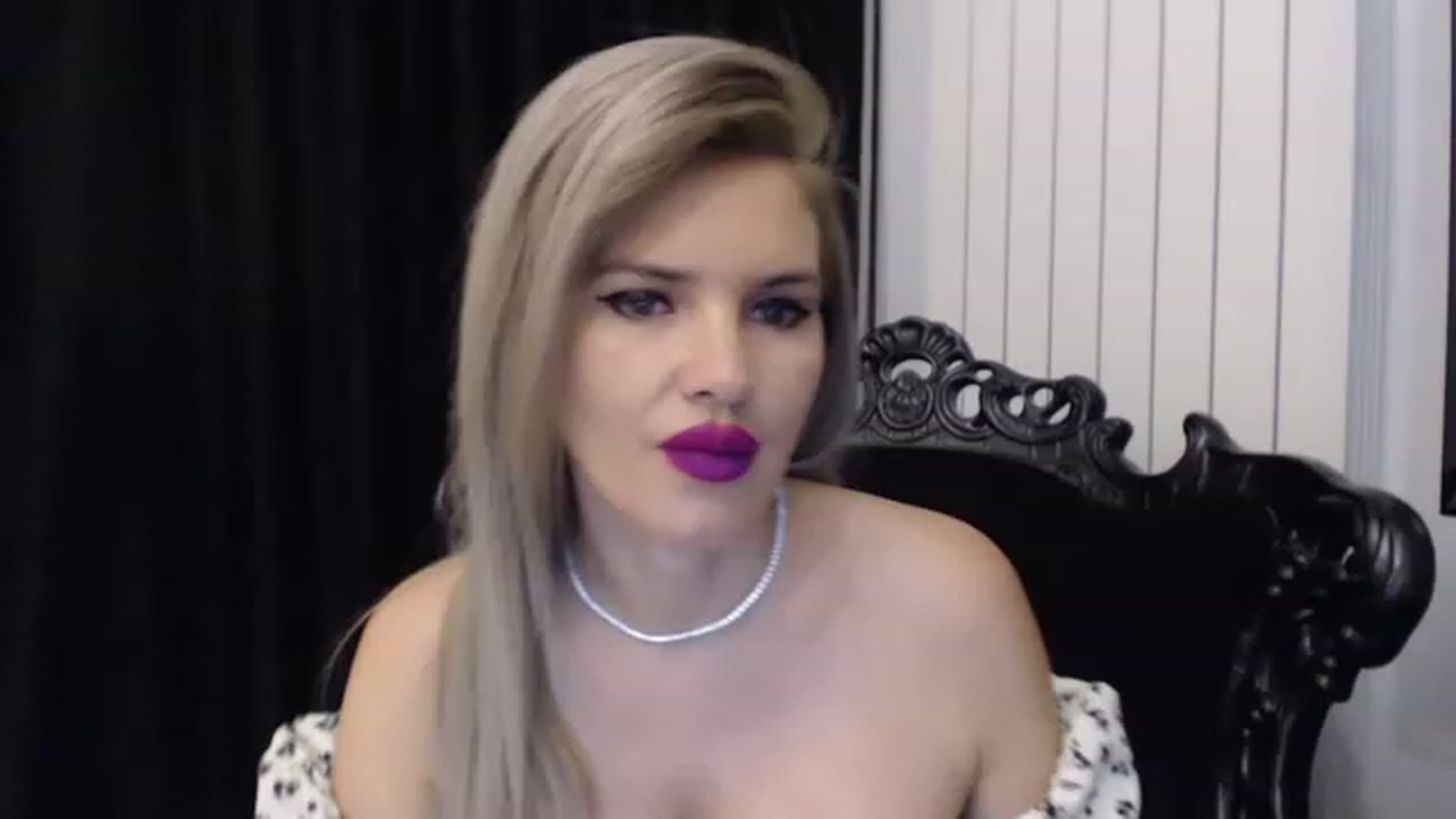 Gallery image thumbnail from Pervita's myfreecams stream on, 04/26/2023, 21:56 image 14 of 20