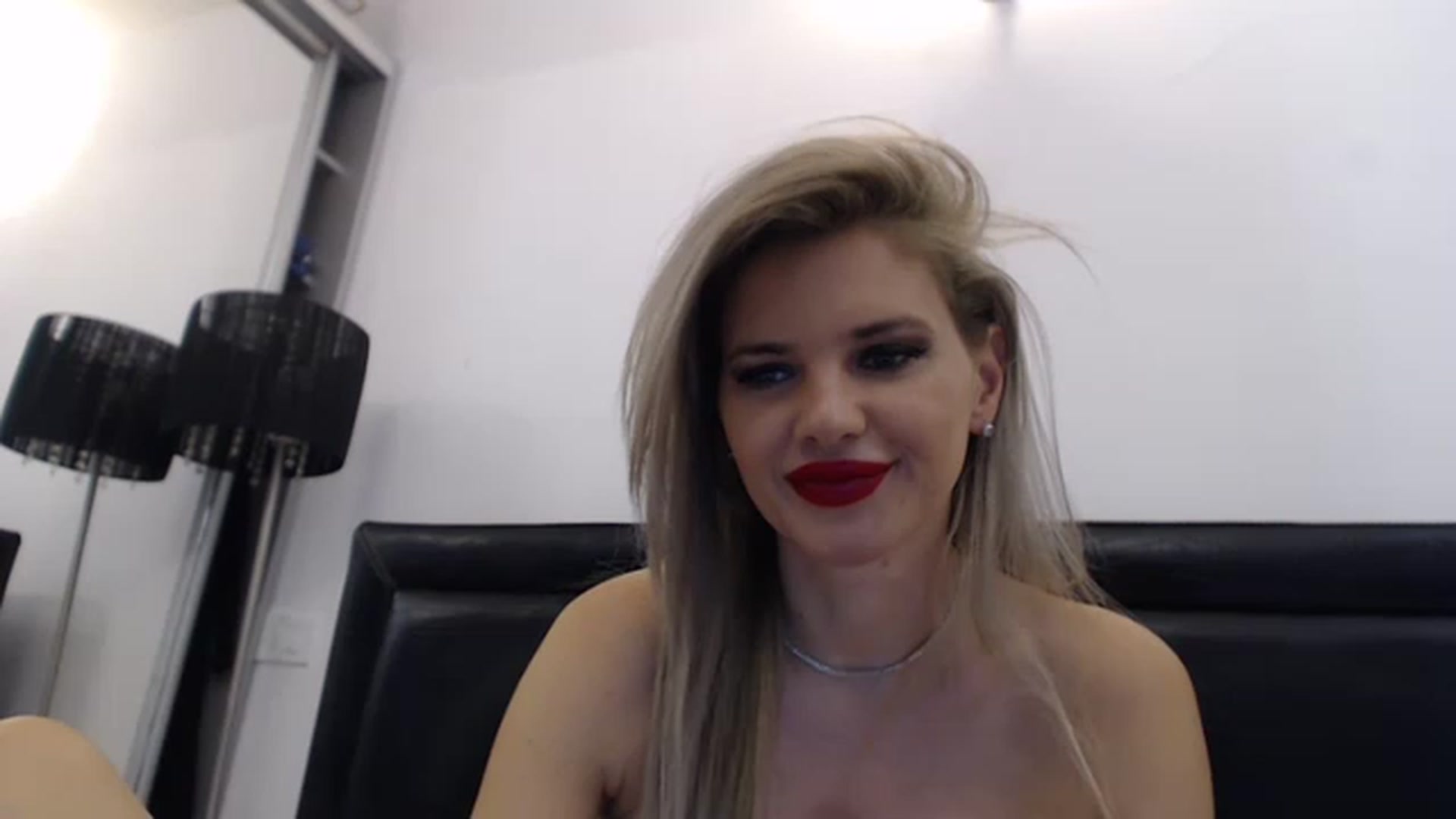 Gallery image thumbnail from Pervita's myfreecams stream on, 04/29/2023, 15:37 image 10 of 20