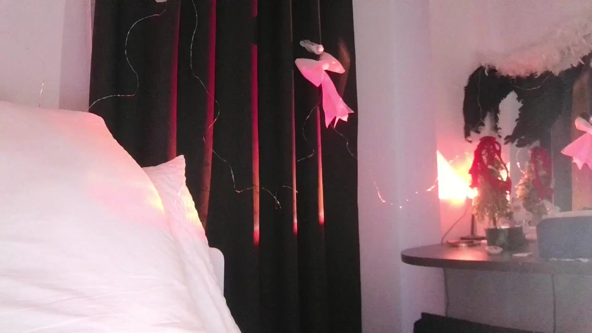Gallery image thumbnail from Petal___'s myfreecams stream on, 01/09/2025, 17:54 image 9 of 20