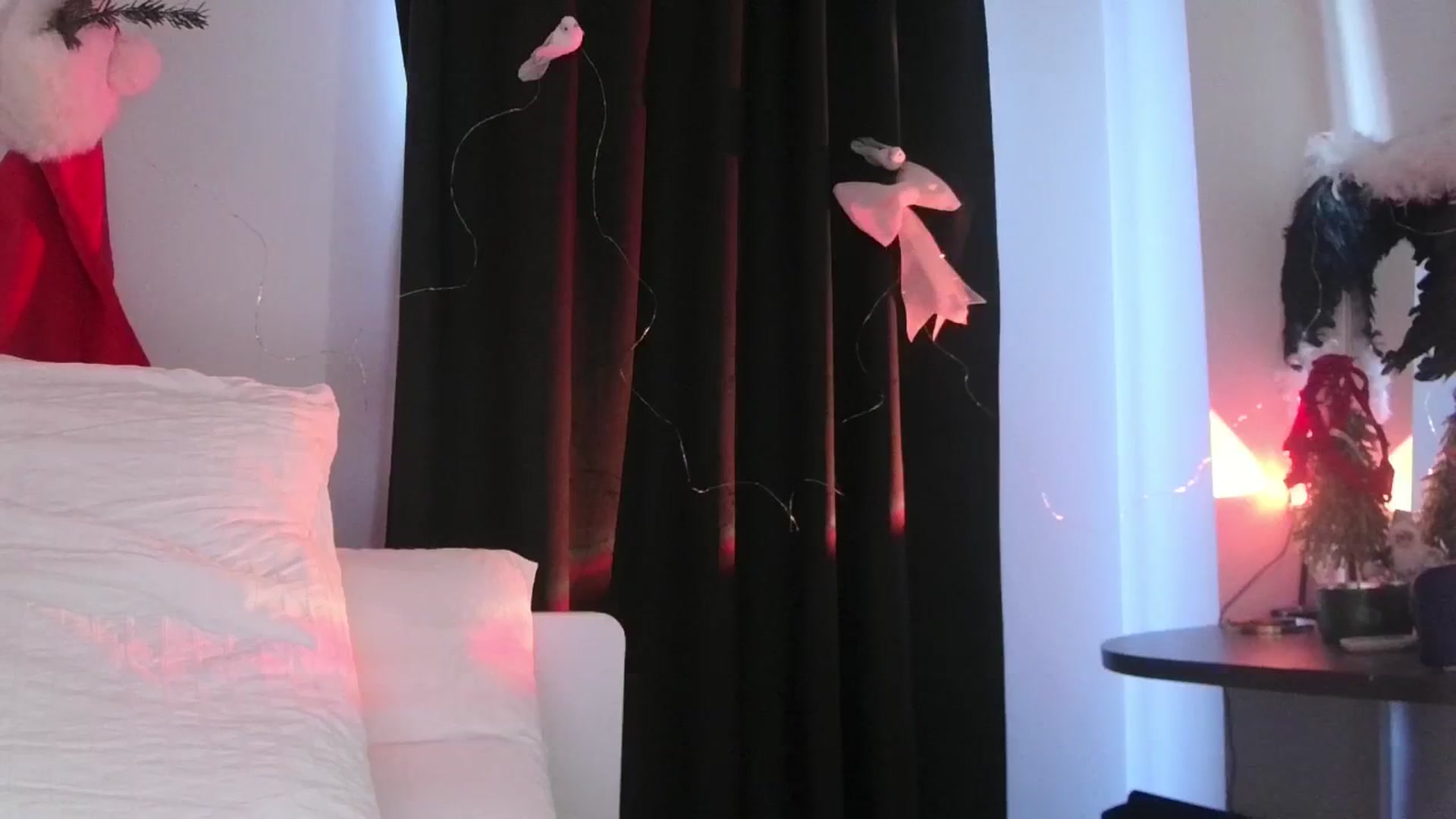 Gallery image thumbnail from Petal___'s myfreecams stream on, 01/10/2025, 15:08 image 6 of 20