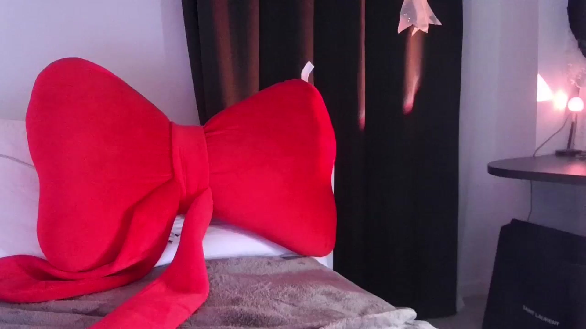 Gallery image thumbnail from Petal___'s myfreecams stream on, 01/18/2025, 20:15 image 6 of 20