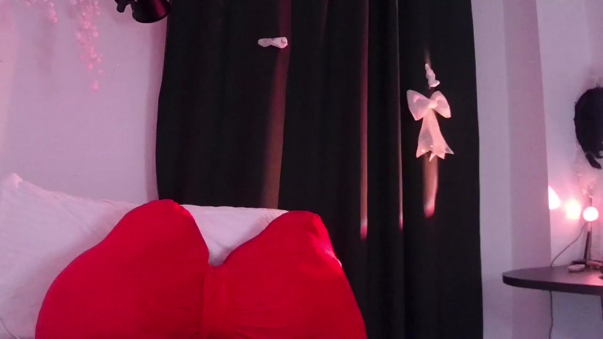 Gallery image thumbnail from Petal___'s myfreecams stream on, 01/24/2025, 21:22 image 12 of 20