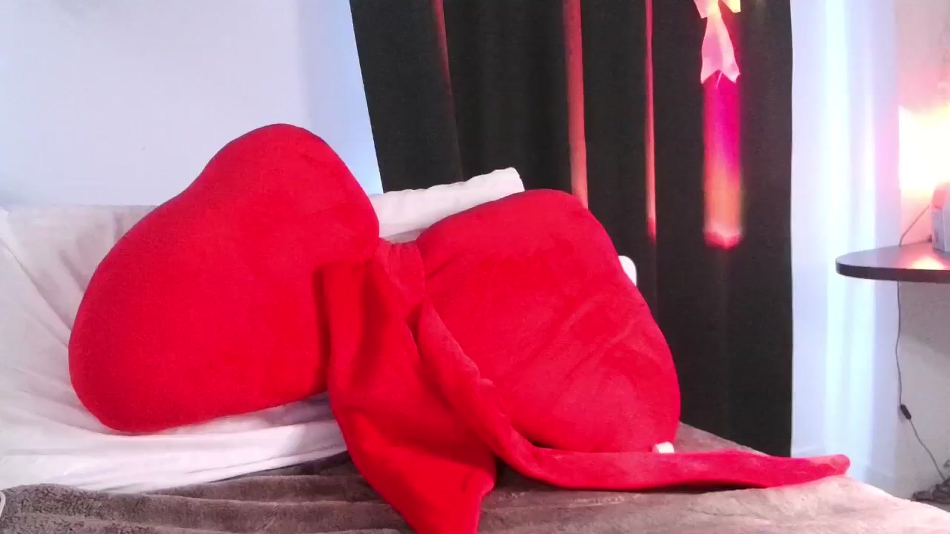 Gallery image thumbnail from Petal___'s myfreecams stream on, 02/02/2025, 14:14 image 3 of 20