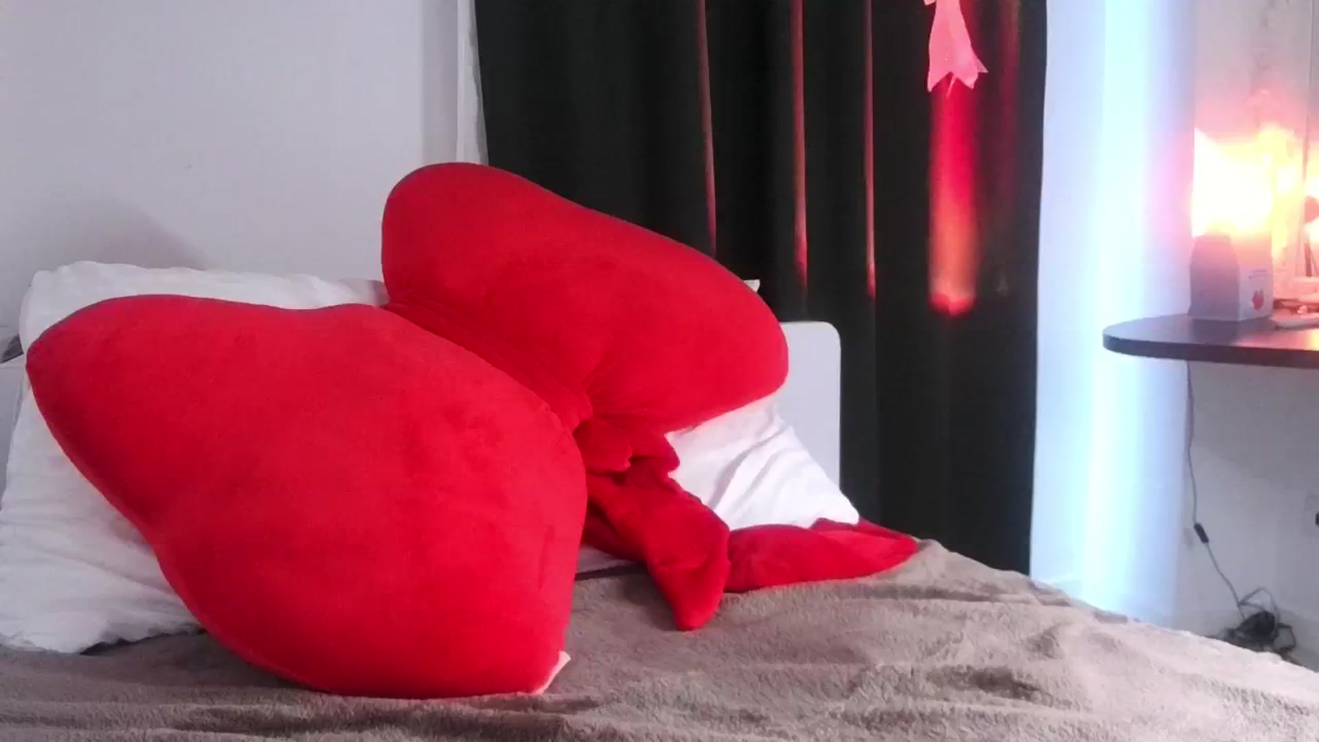 Gallery image thumbnail from Petal___'s myfreecams stream on, 02/10/2025, 15:27 image 7 of 20