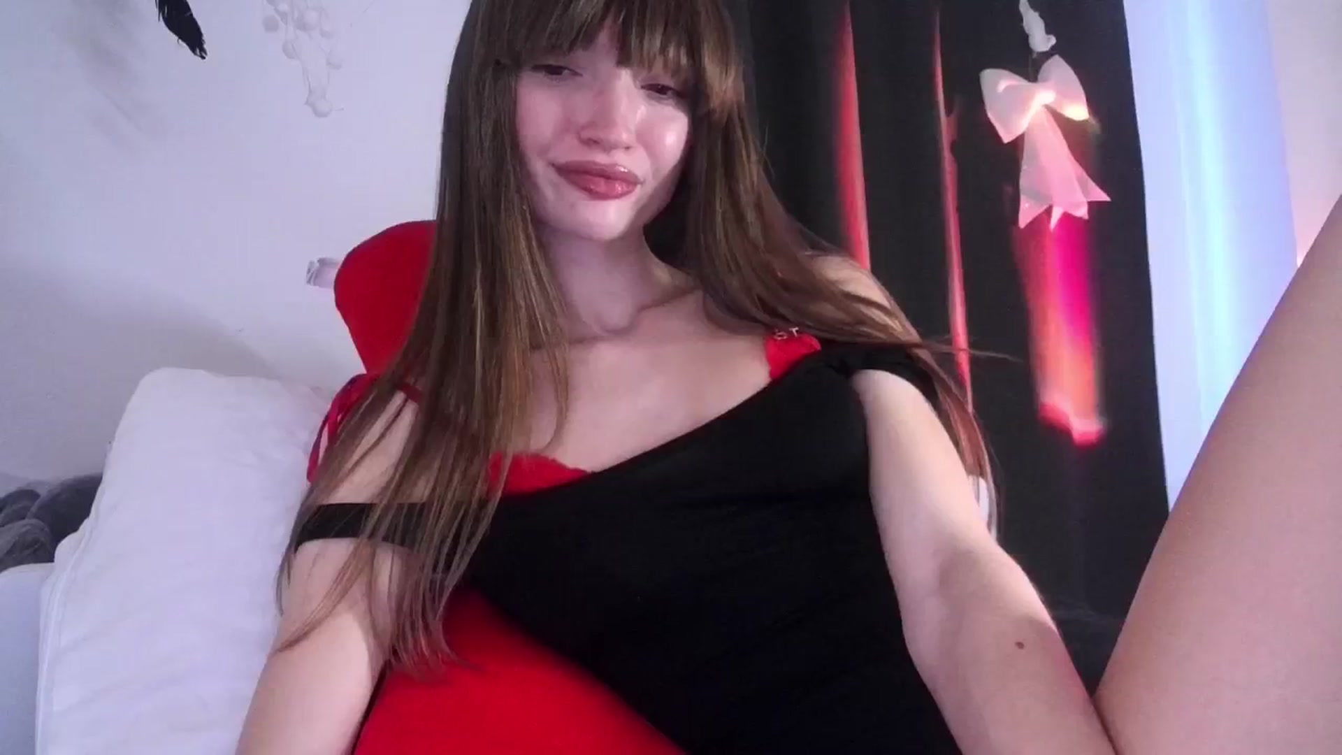 Gallery image thumbnail from Petal___'s myfreecams stream on, 02/17/2025, 14:52 image 8 of 20
